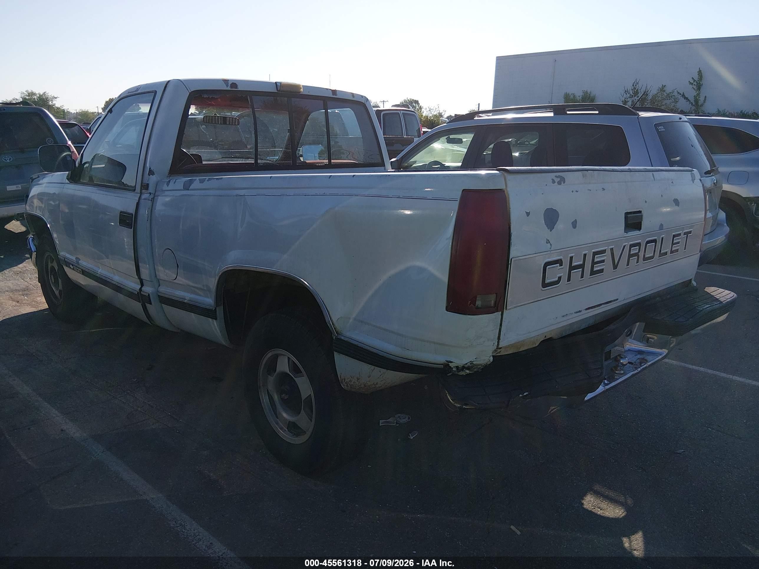 1991 Chevrolet Gmt-400 C1500 White vin: 1GCDC14K8MZ107874