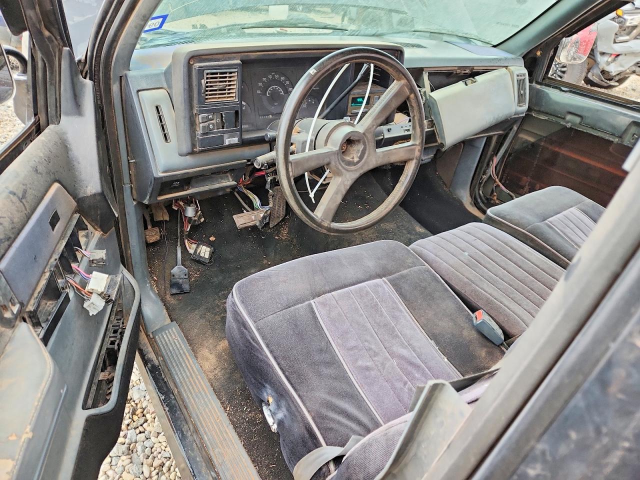 1989 Chevrolet Gmt-400 C1500 Черный vin: 1GCDC14K9KZ133705