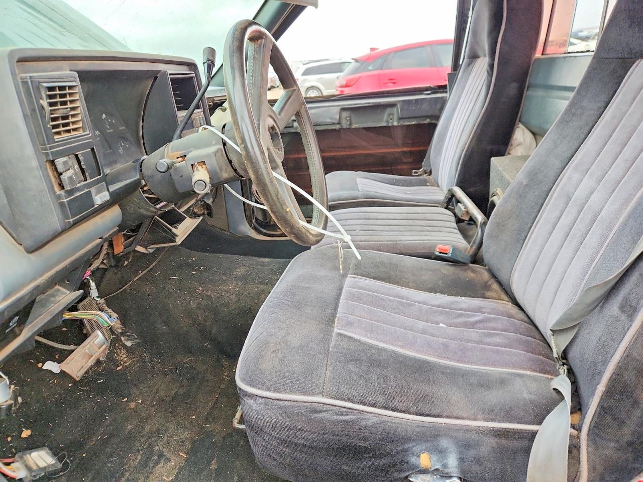 1989 Chevrolet Gmt-400 C1500 Черный vin: 1GCDC14K9KZ133705