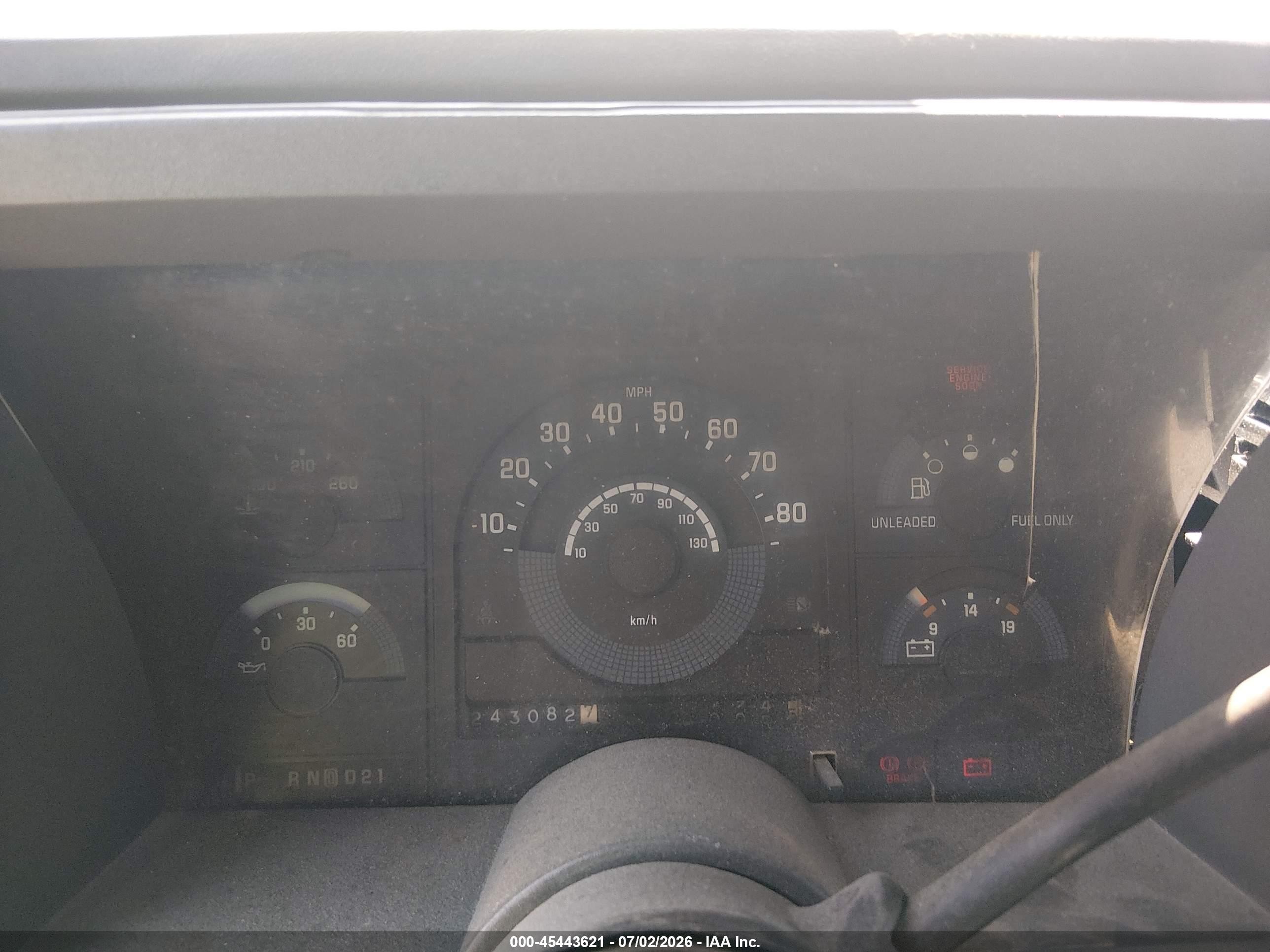 1988 Chevrolet Gmt-400 C1500 Синий vin: 1GCDC14KXJZ221063