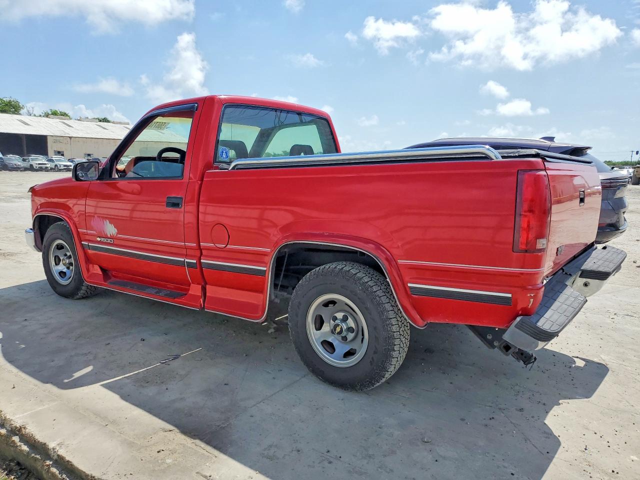 1993 Chevrolet Gmt-400 C1500 Red vin: 1GCDC14Z4PZ233067