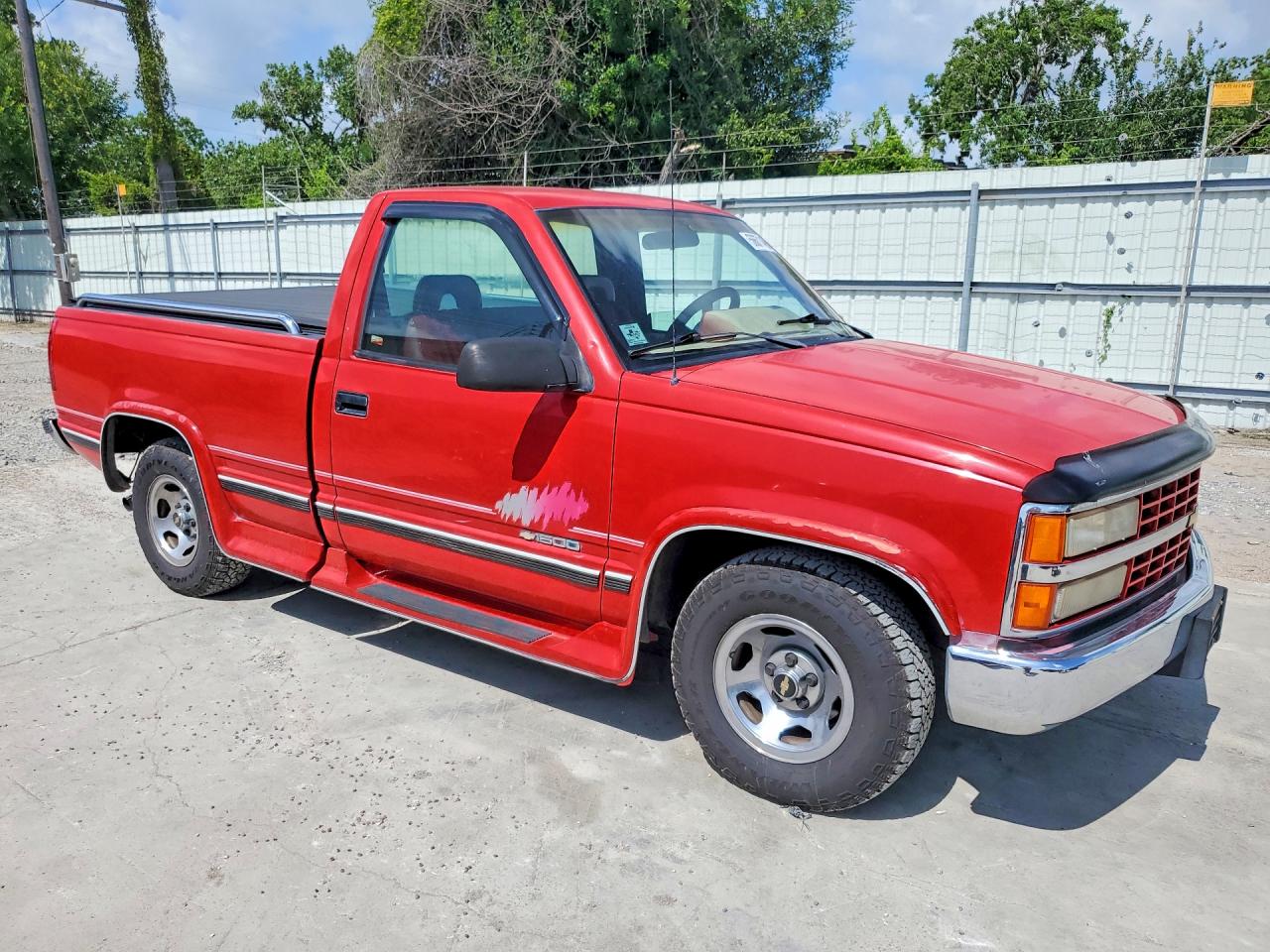 1993 Chevrolet Gmt-400 C1500 Red vin: 1GCDC14Z4PZ233067