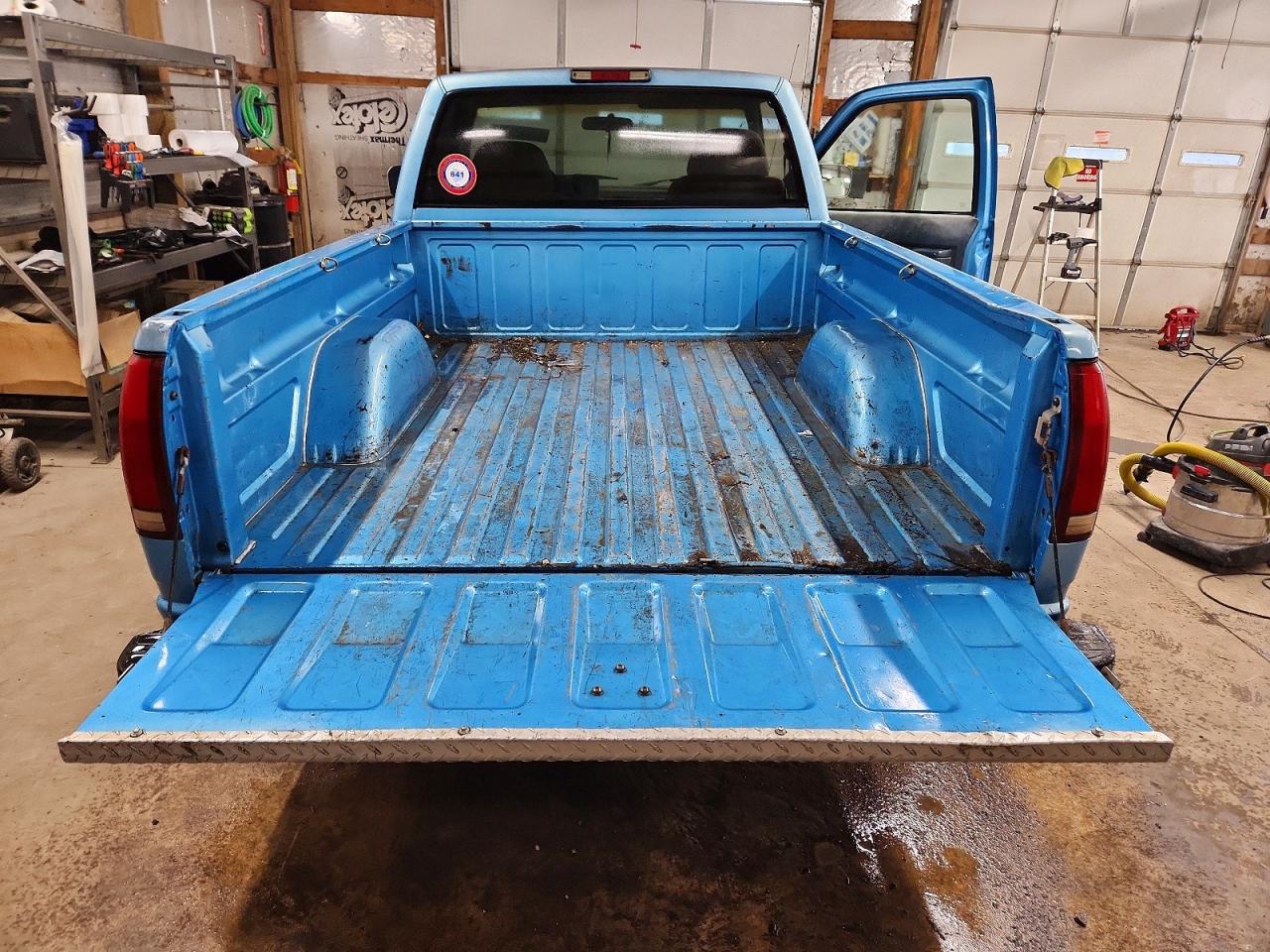 1994 Chevrolet Gmt-400 C1500 Blue vin: 1GCDC14Z4RZ210763
