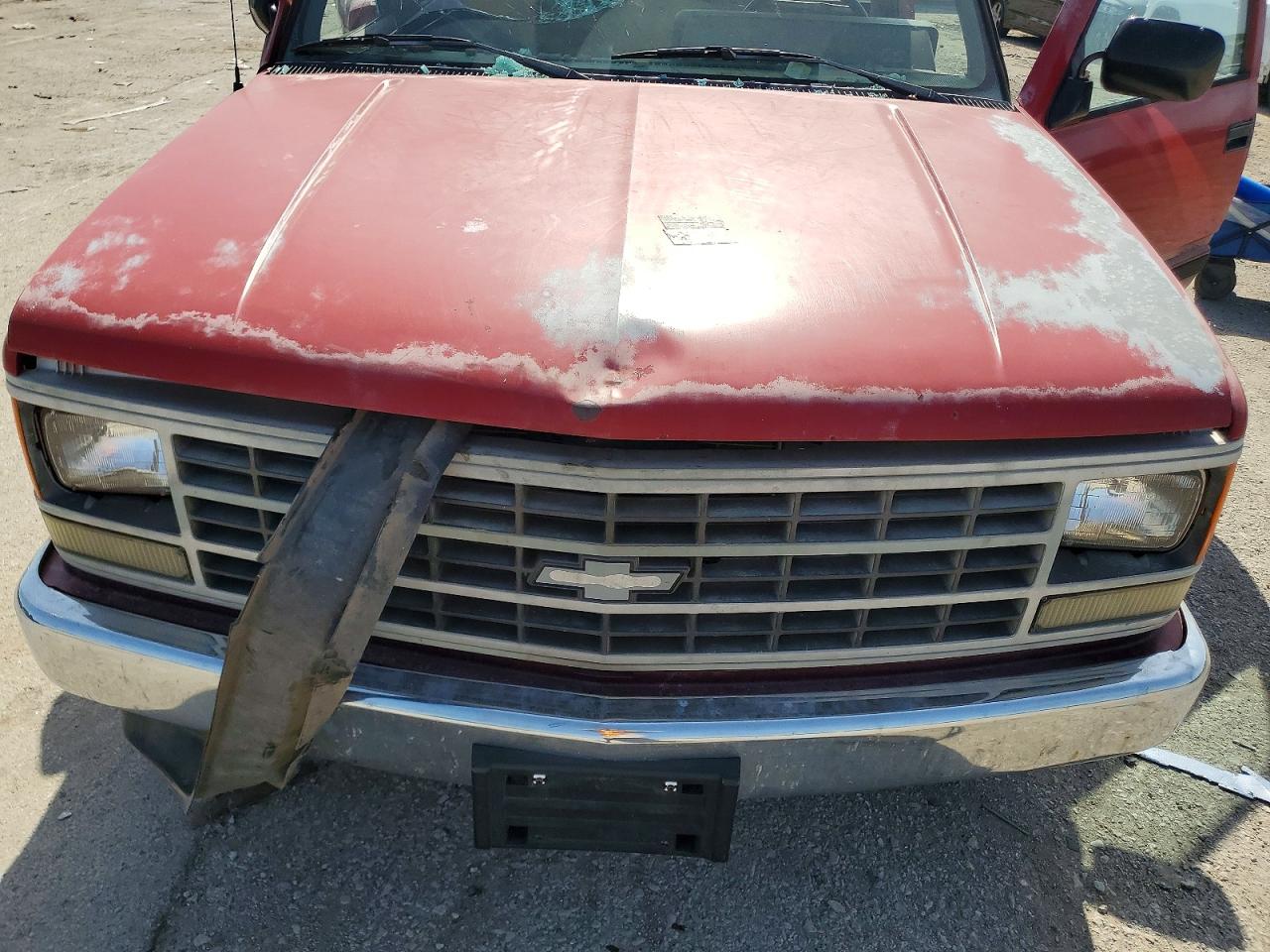 1989 Chevrolet Gmt-400 C1500 Red vin: 1GCDC14Z5KZ123265