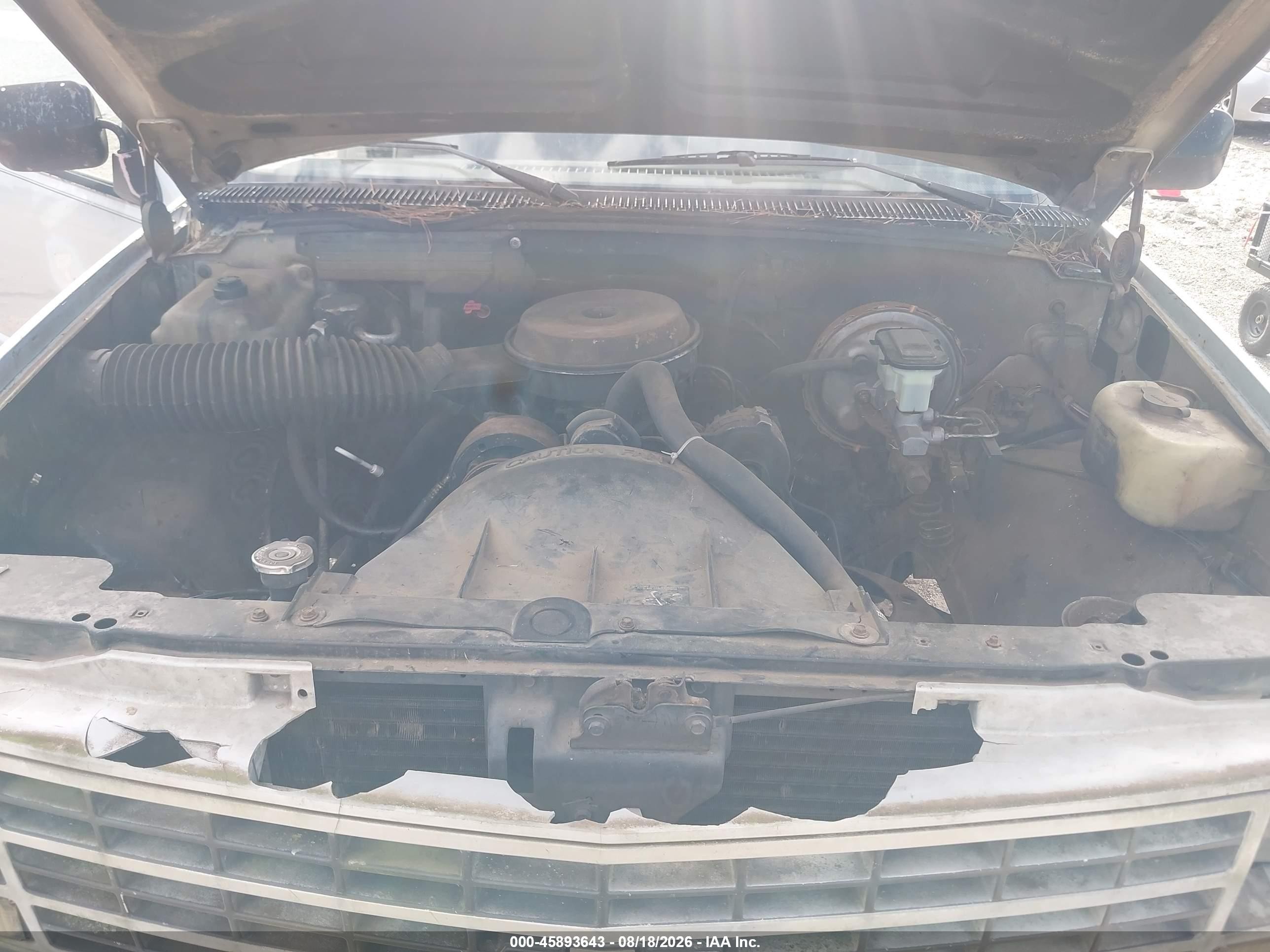 1989 Chevrolet Gmt-400 C1500 Gray vin: 1GCDC14Z7KE245116
