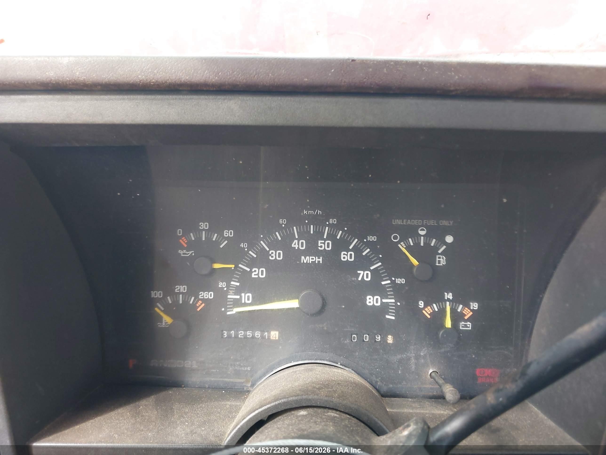 1992 Chevrolet Gmt-400 C1500 Red vin: 1GCDC14Z8NE164369