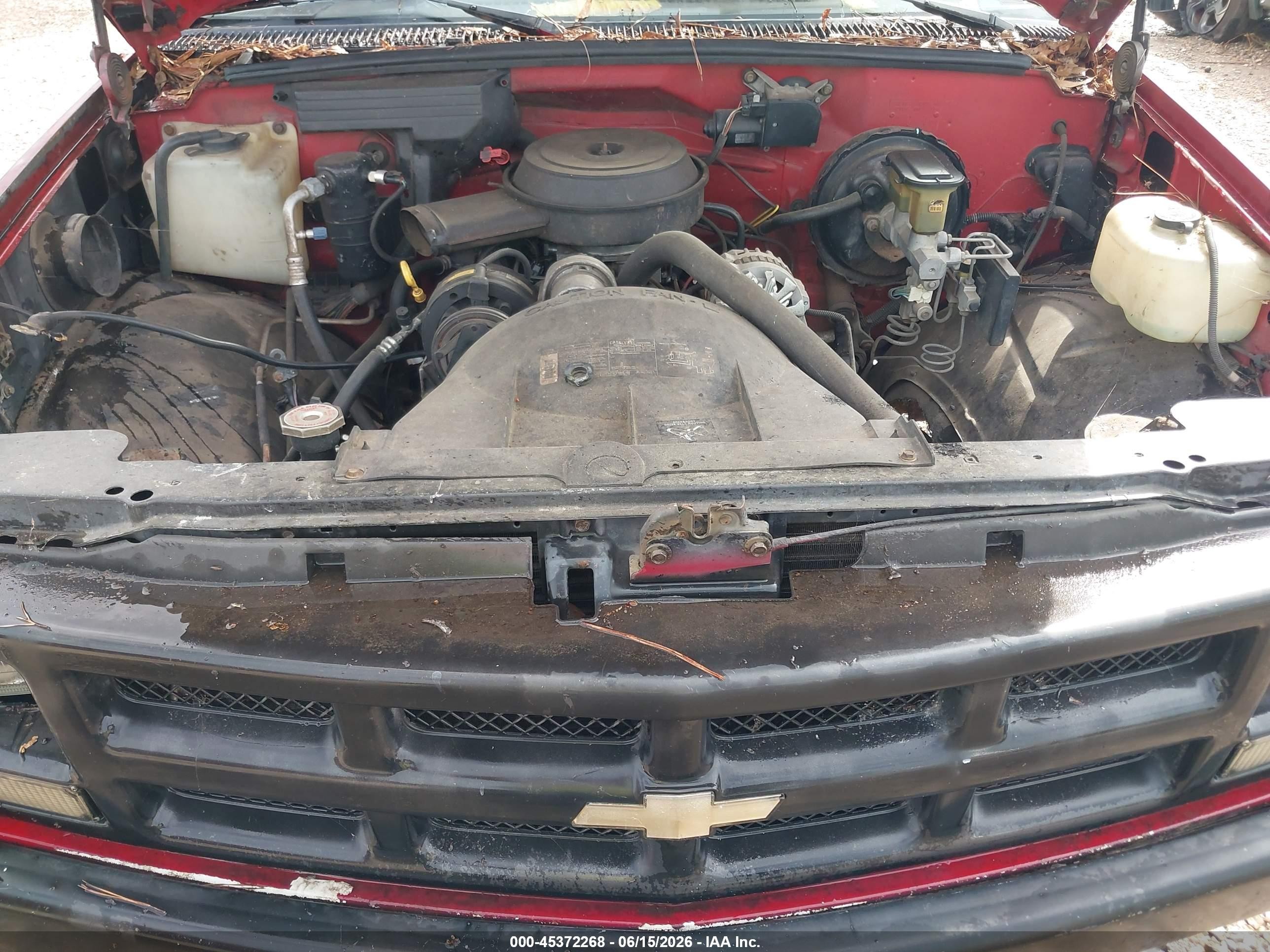 1992 Chevrolet Gmt-400 C1500 Red vin: 1GCDC14Z8NE164369