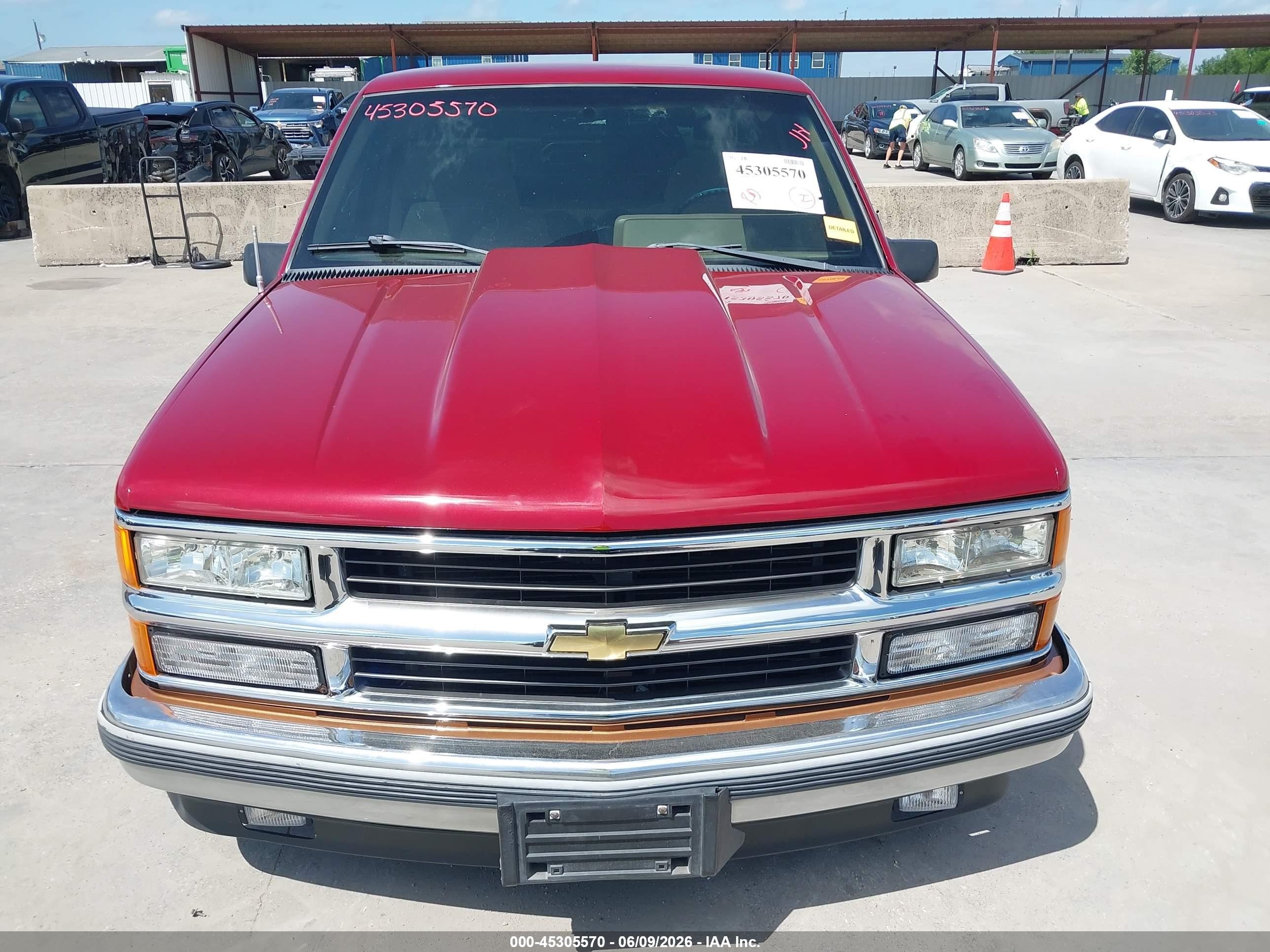 1994 Chevrolet Gmt-400 C1500 Red vin: 1GCDC14Z9RZ192499