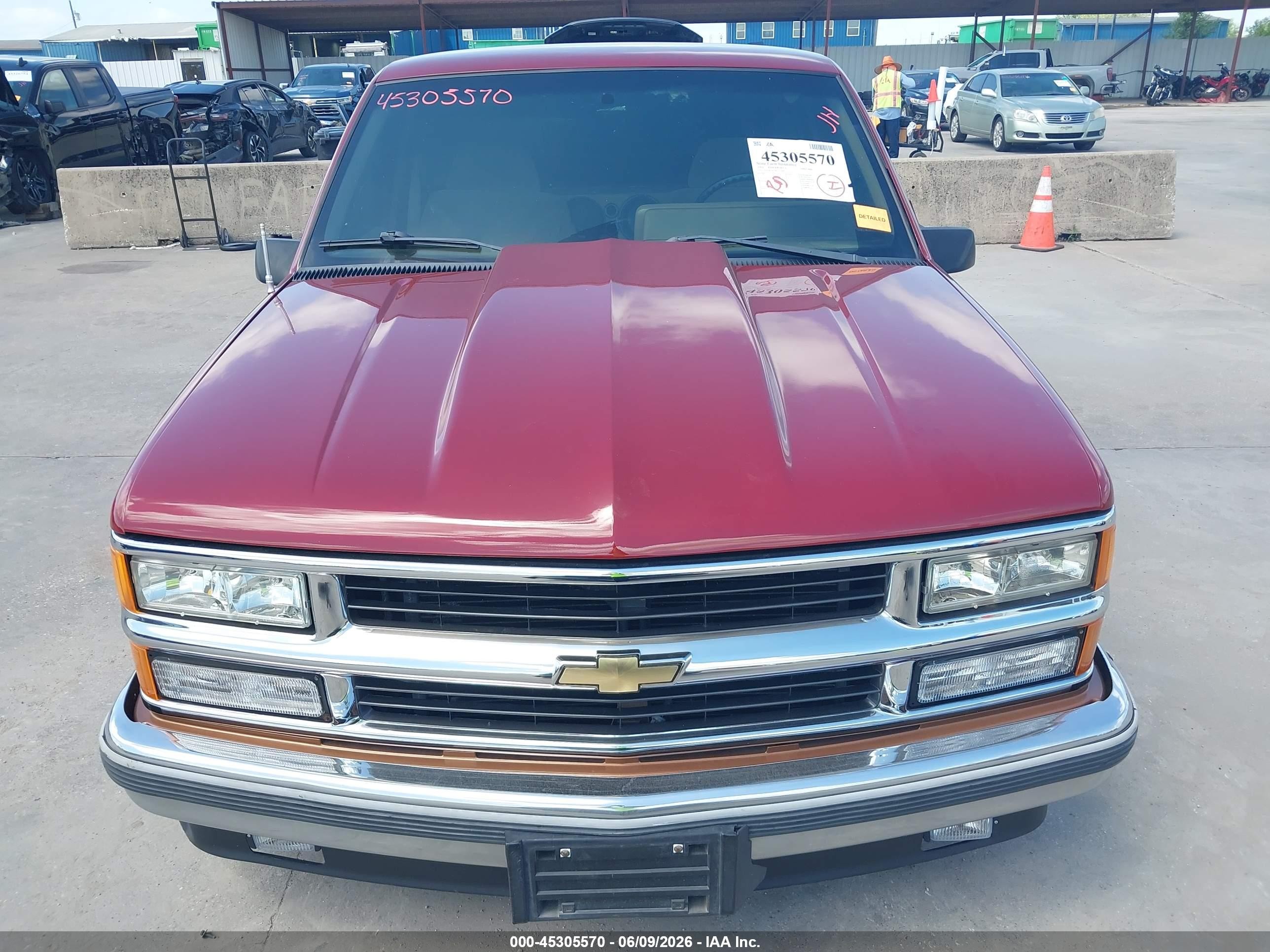 1994 Chevrolet Gmt-400 C1500 Red vin: 1GCDC14Z9RZ192499
