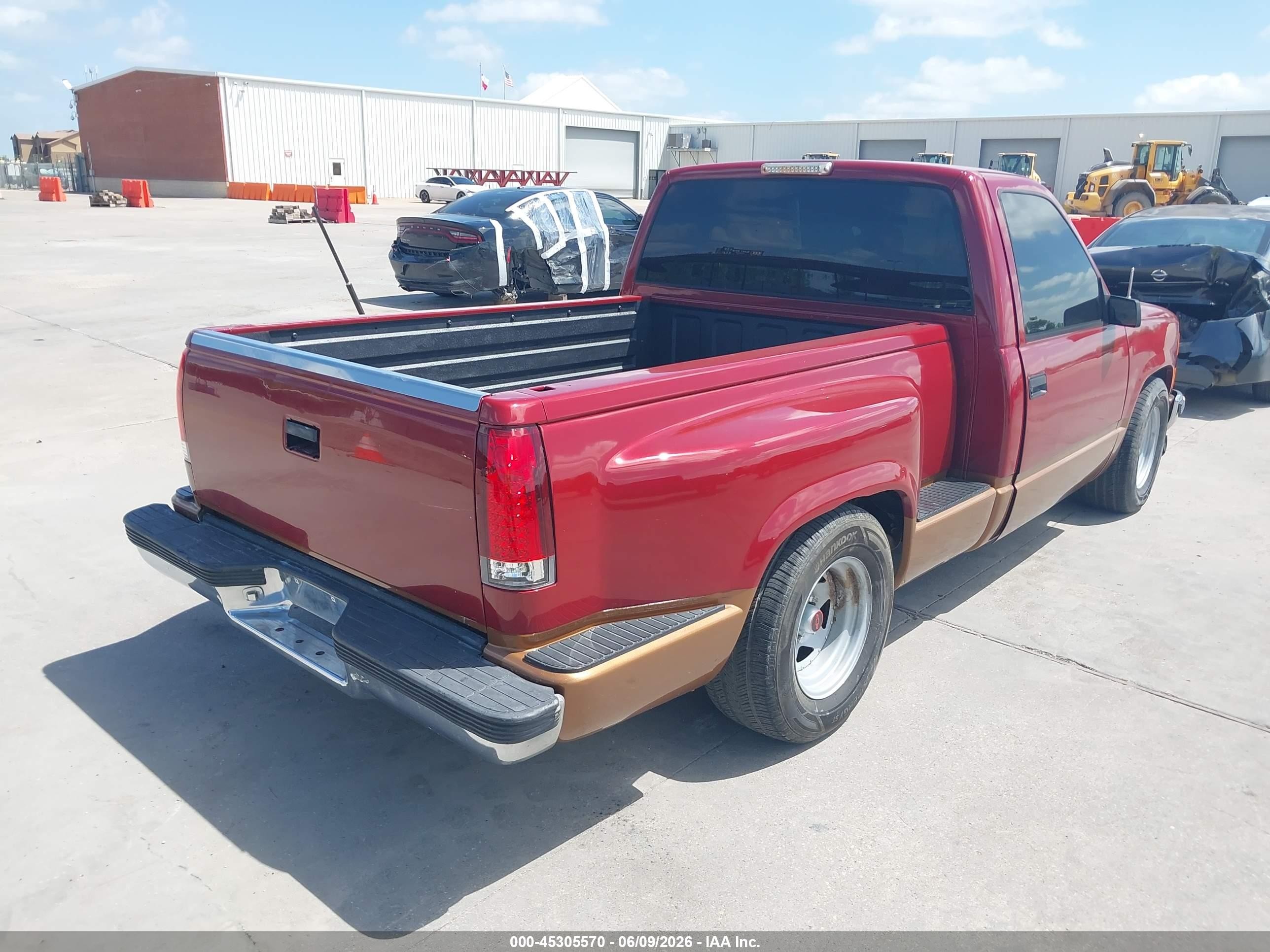 1994 Chevrolet Gmt-400 C1500 Red vin: 1GCDC14Z9RZ192499