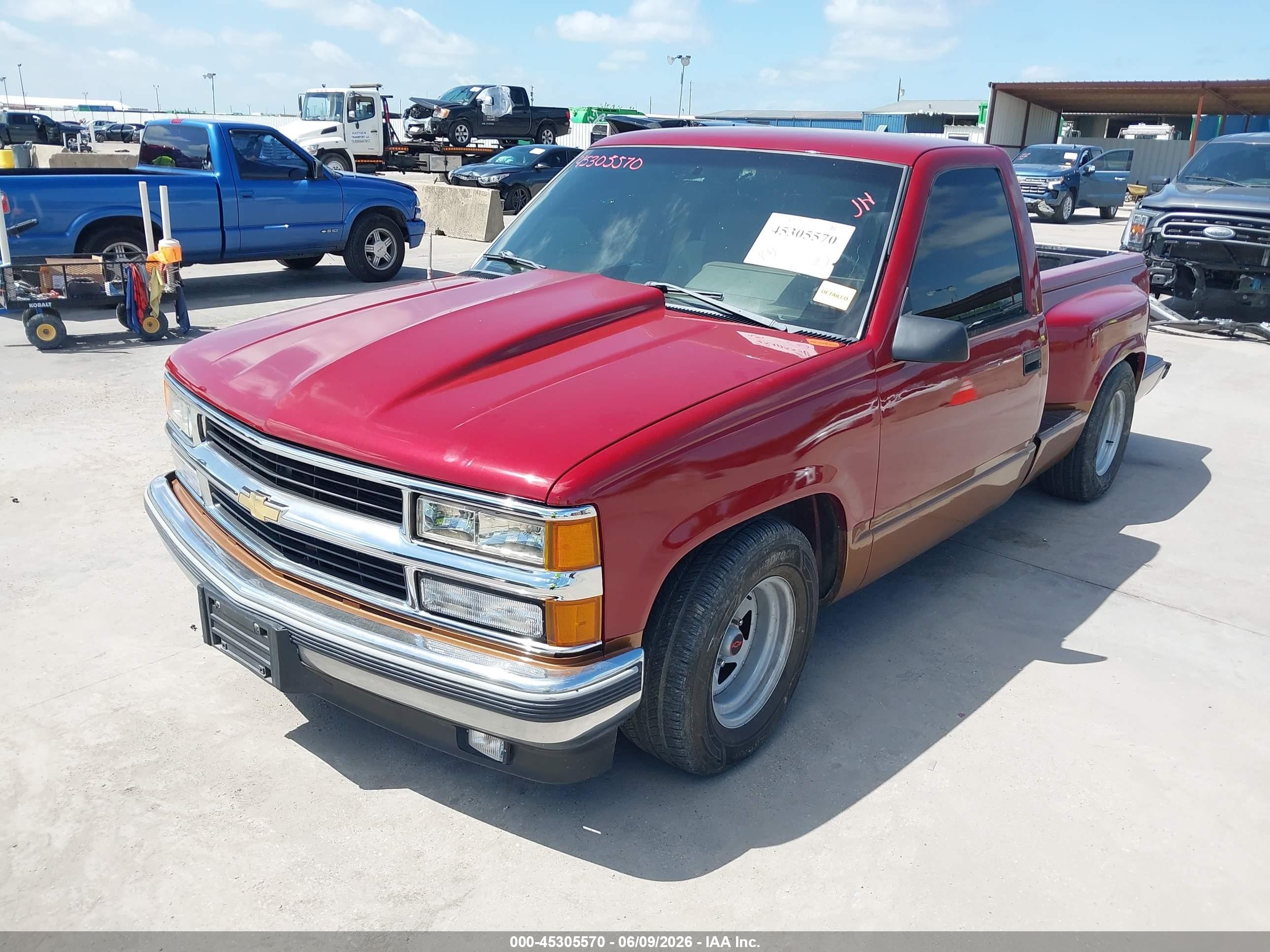 1994 Chevrolet Gmt-400 C1500 Red vin: 1GCDC14Z9RZ192499