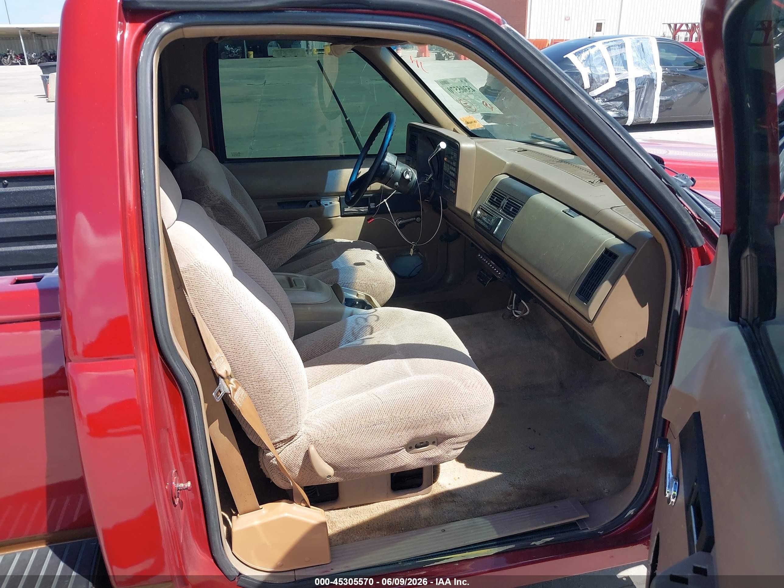 1994 Chevrolet Gmt-400 C1500 Red vin: 1GCDC14Z9RZ192499