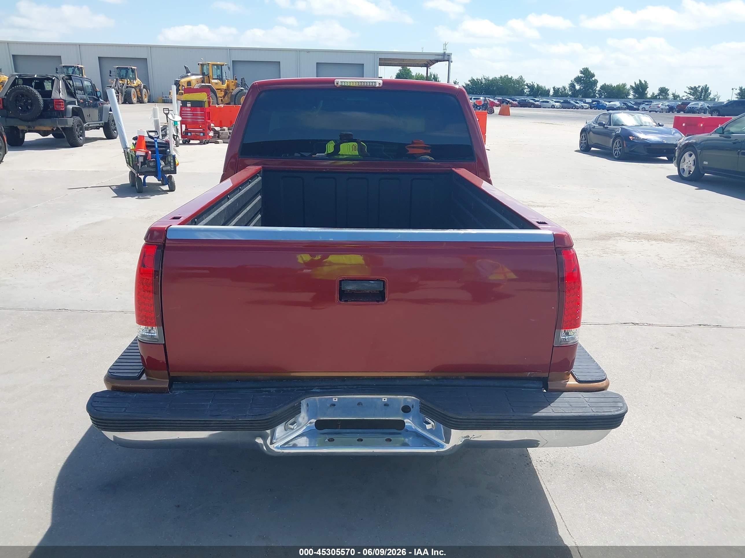 1994 Chevrolet Gmt-400 C1500 Red vin: 1GCDC14Z9RZ192499