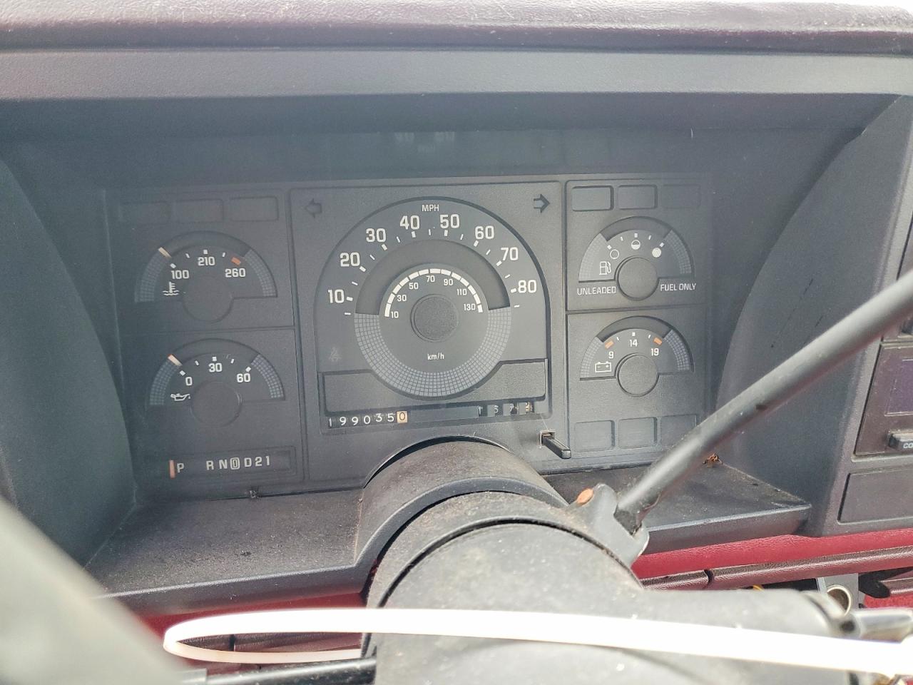 1988 Chevrolet Gmt-400 K1500 Silver vin: 1GCDK14K1JZ328313