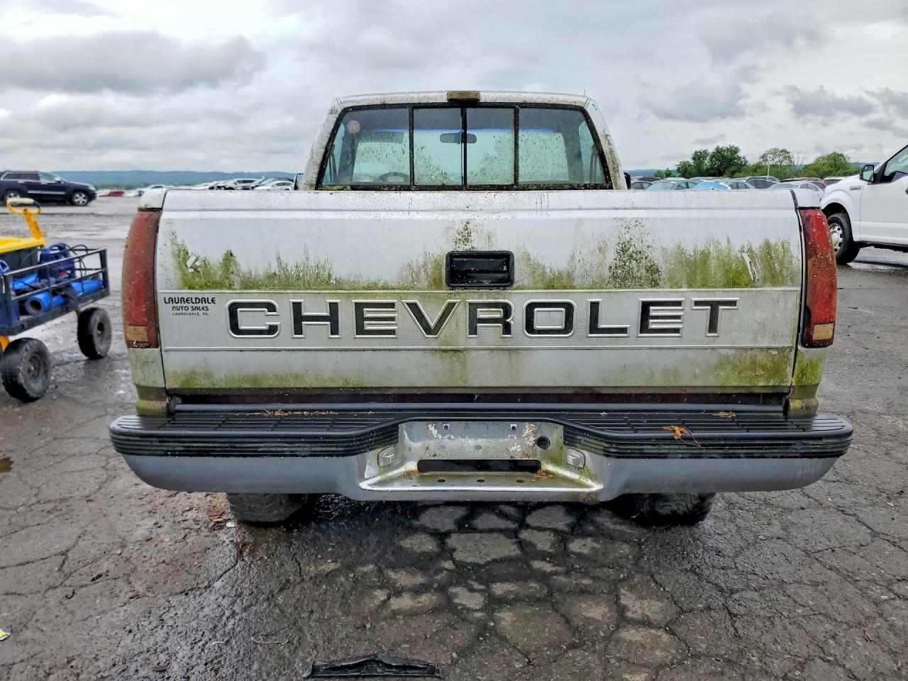 1988 Chevrolet Gmt-400 K1500 Silver vin: 1GCDK14K1JZ328313
