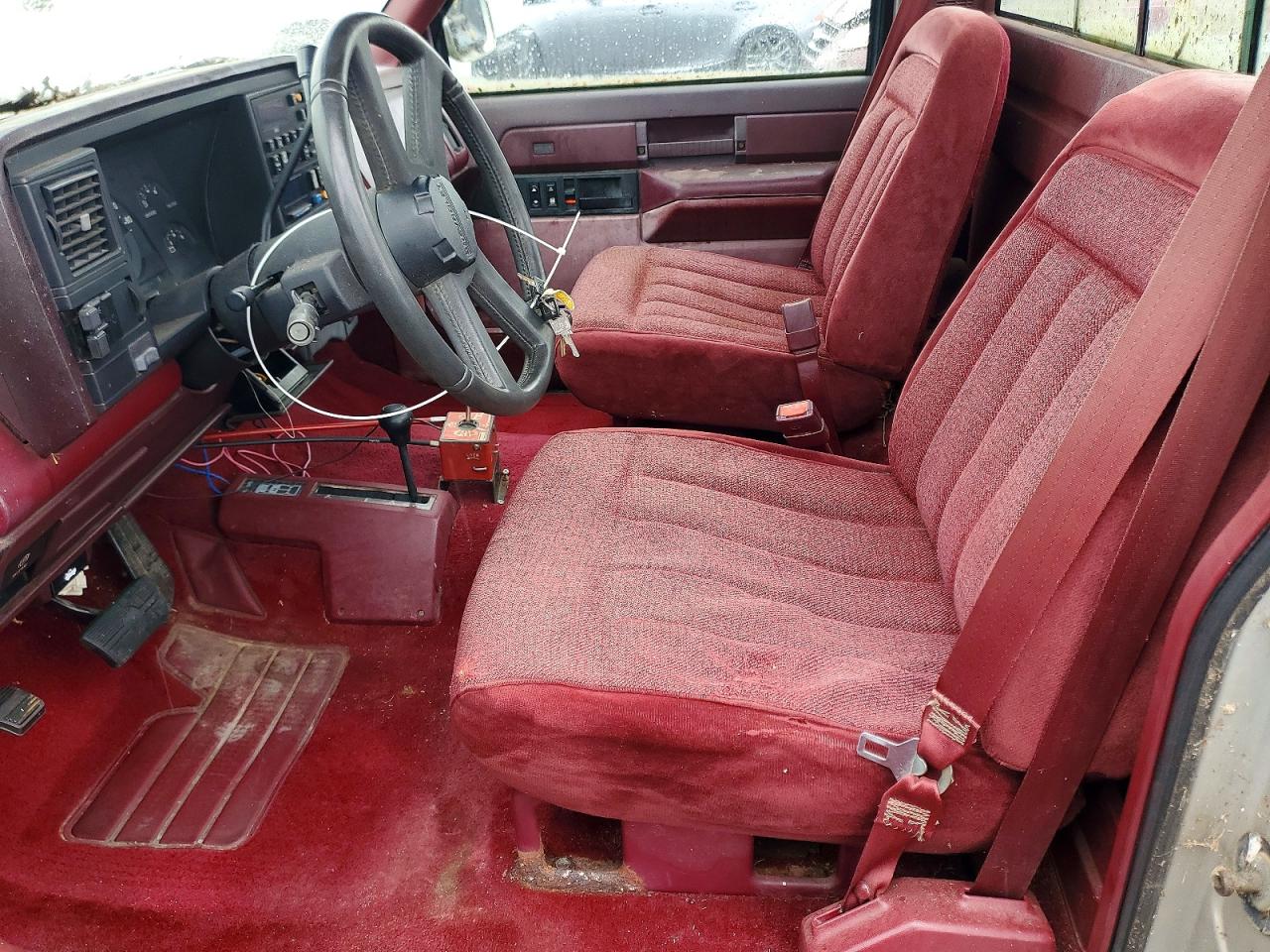 1988 Chevrolet Gmt-400 K1500 Silver vin: 1GCDK14K1JZ328313