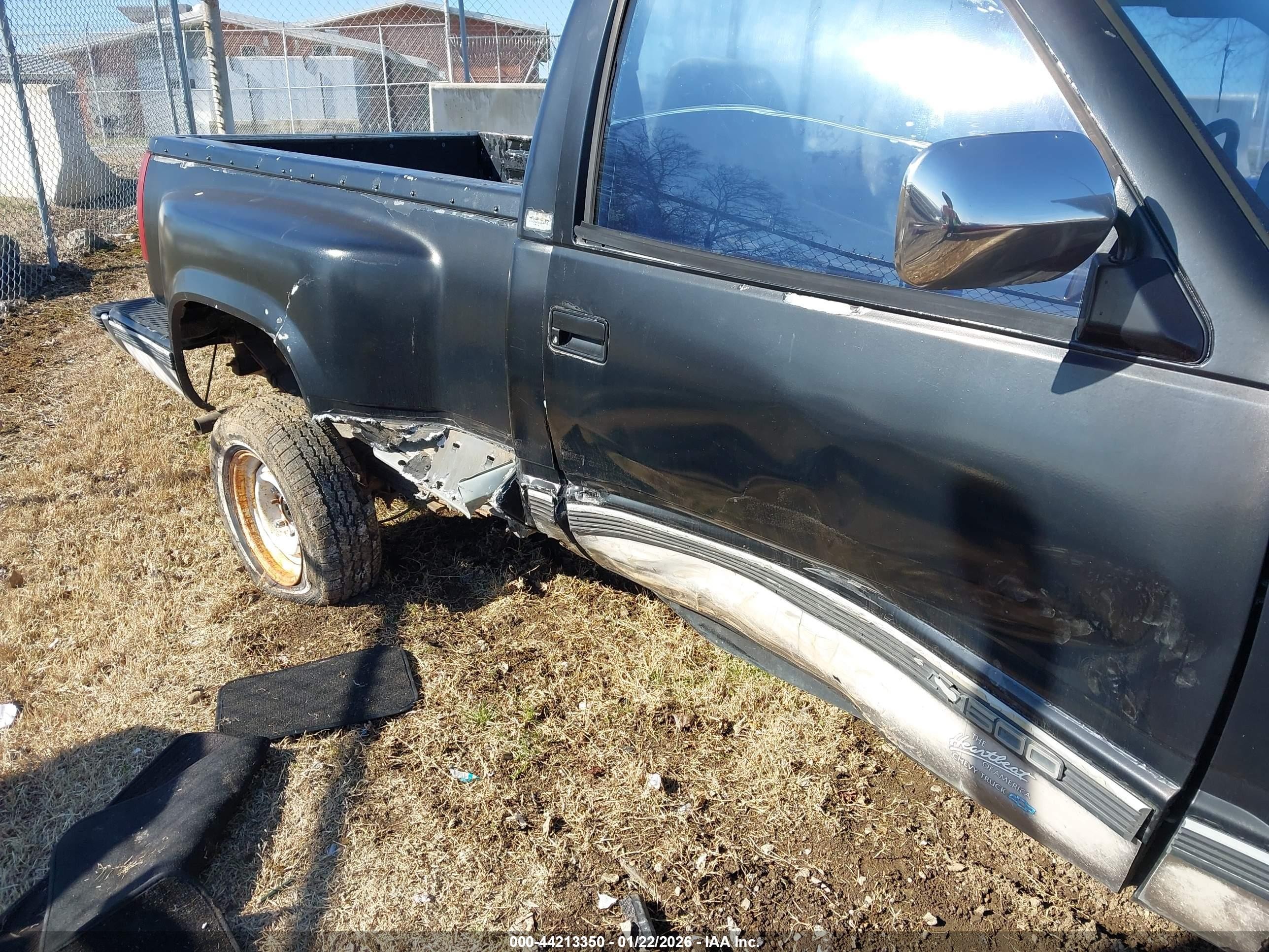 1989 Chevrolet Gmt-400 K1500 Black vin: 1GCDK14K2KZ218694