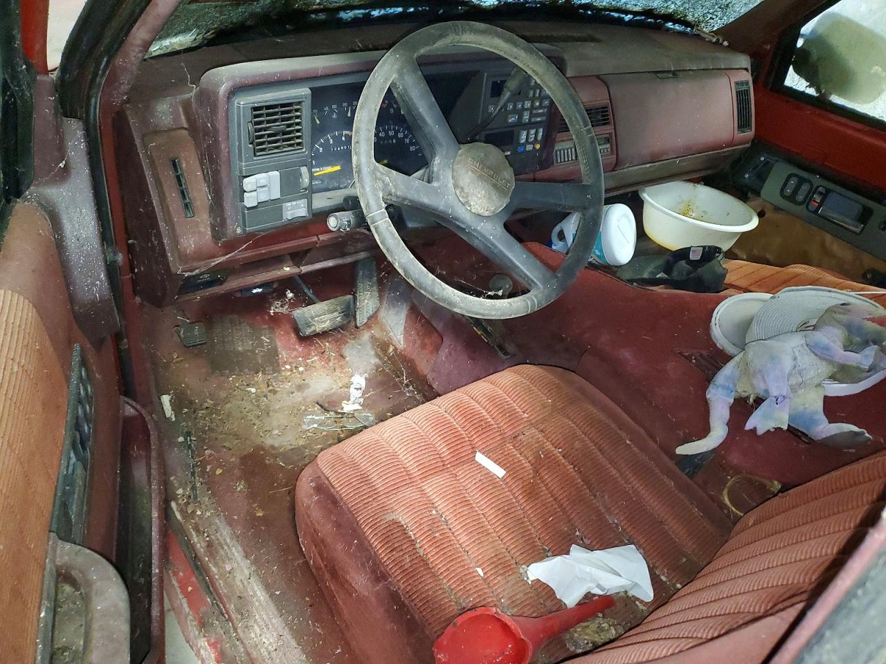 1991 Chevrolet Gmt-400 Red vin: 1GCDK14K6MZ174086