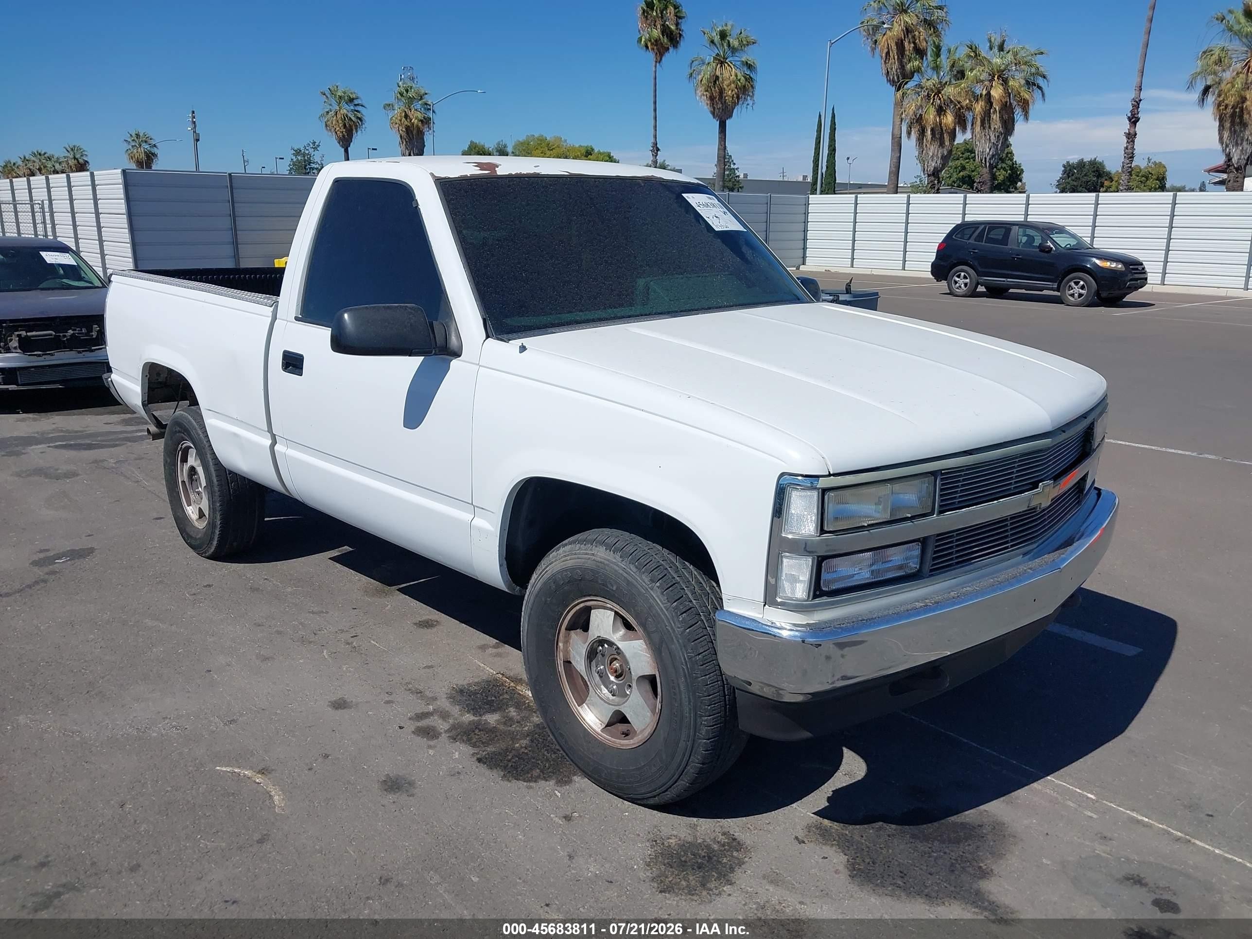 1990 Chevrolet Gmt-400 K1500 Белый vin: 1GCDK14K7LZ146666