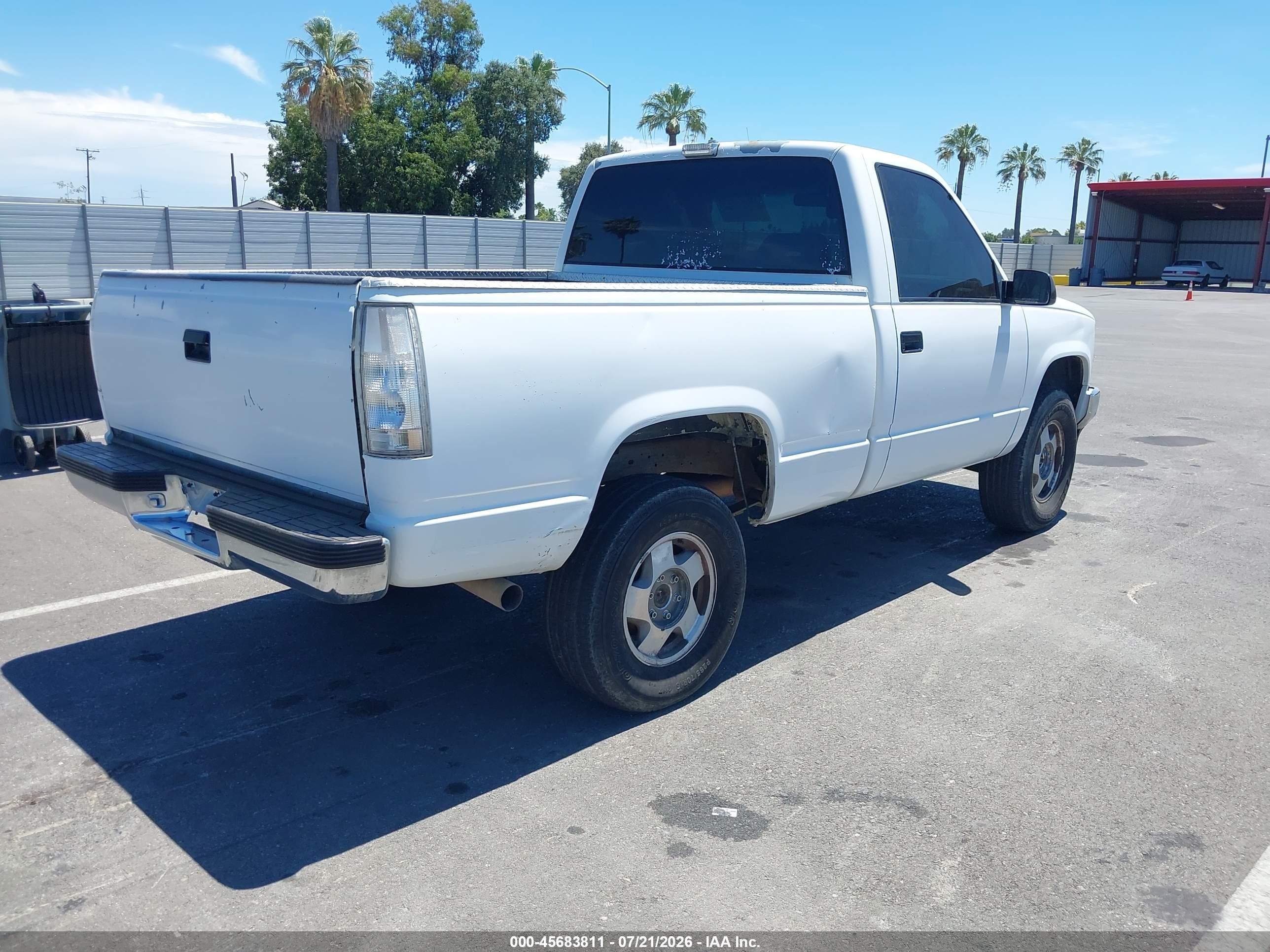 1990 Chevrolet Gmt-400 K1500 Белый vin: 1GCDK14K7LZ146666