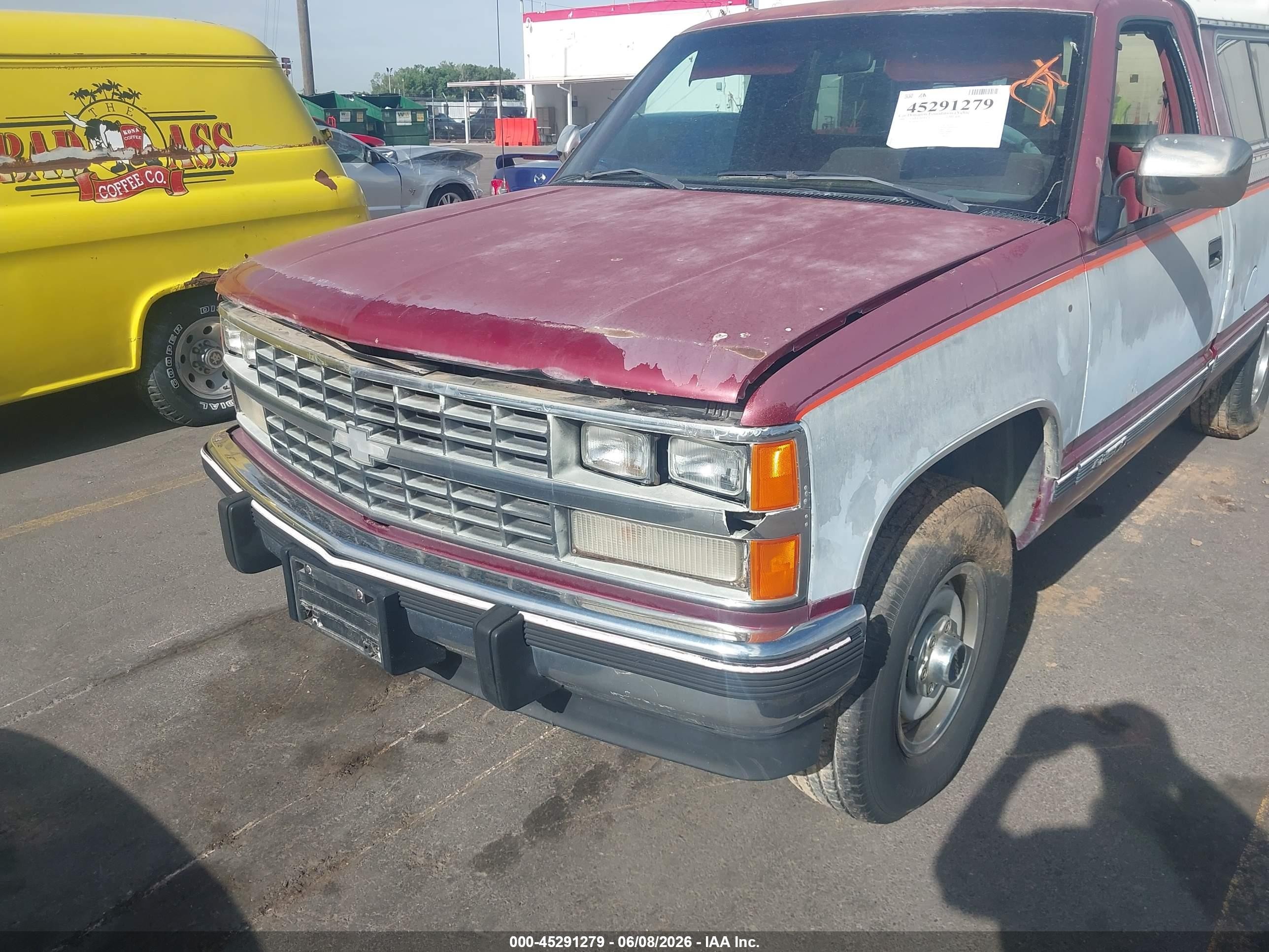 1988 Chevrolet Gmt-400 K1500 Red vin: 1GCDK14K8JE129430