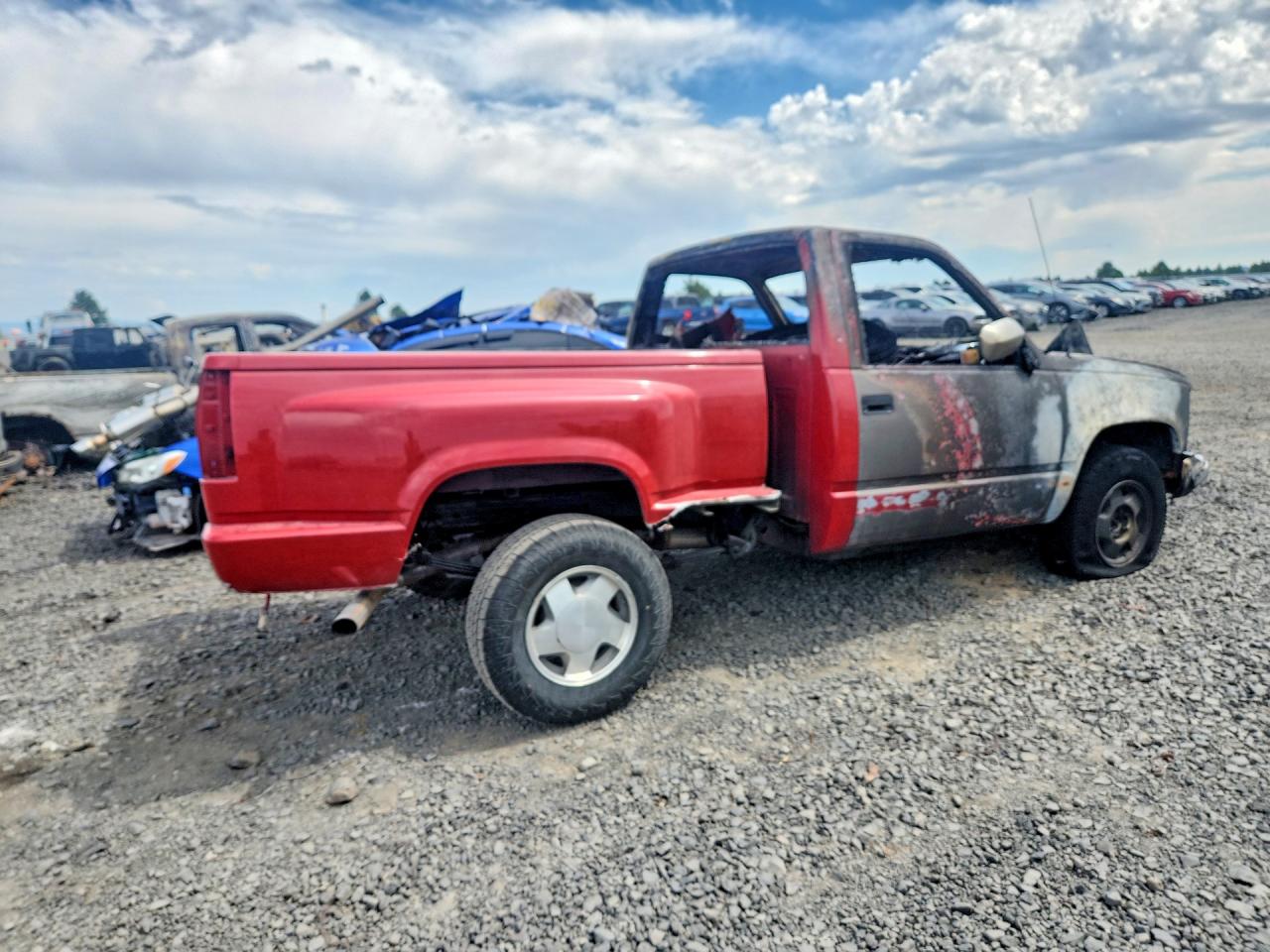1991 Chevrolet Gmt-400 K1500 Red vin: 1GCDK14K9MZ120359