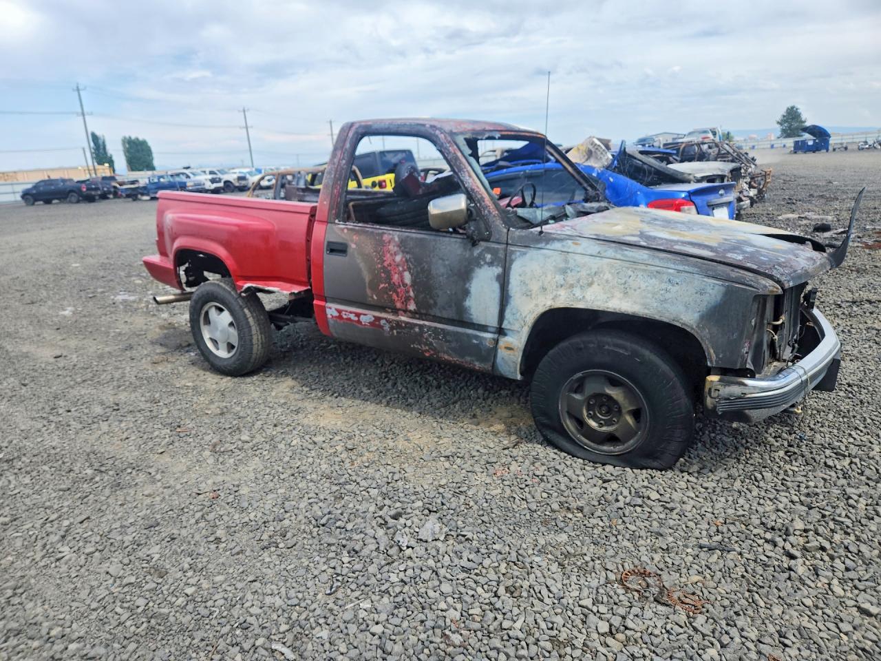 1991 Chevrolet Gmt-400 K1500 Red vin: 1GCDK14K9MZ120359