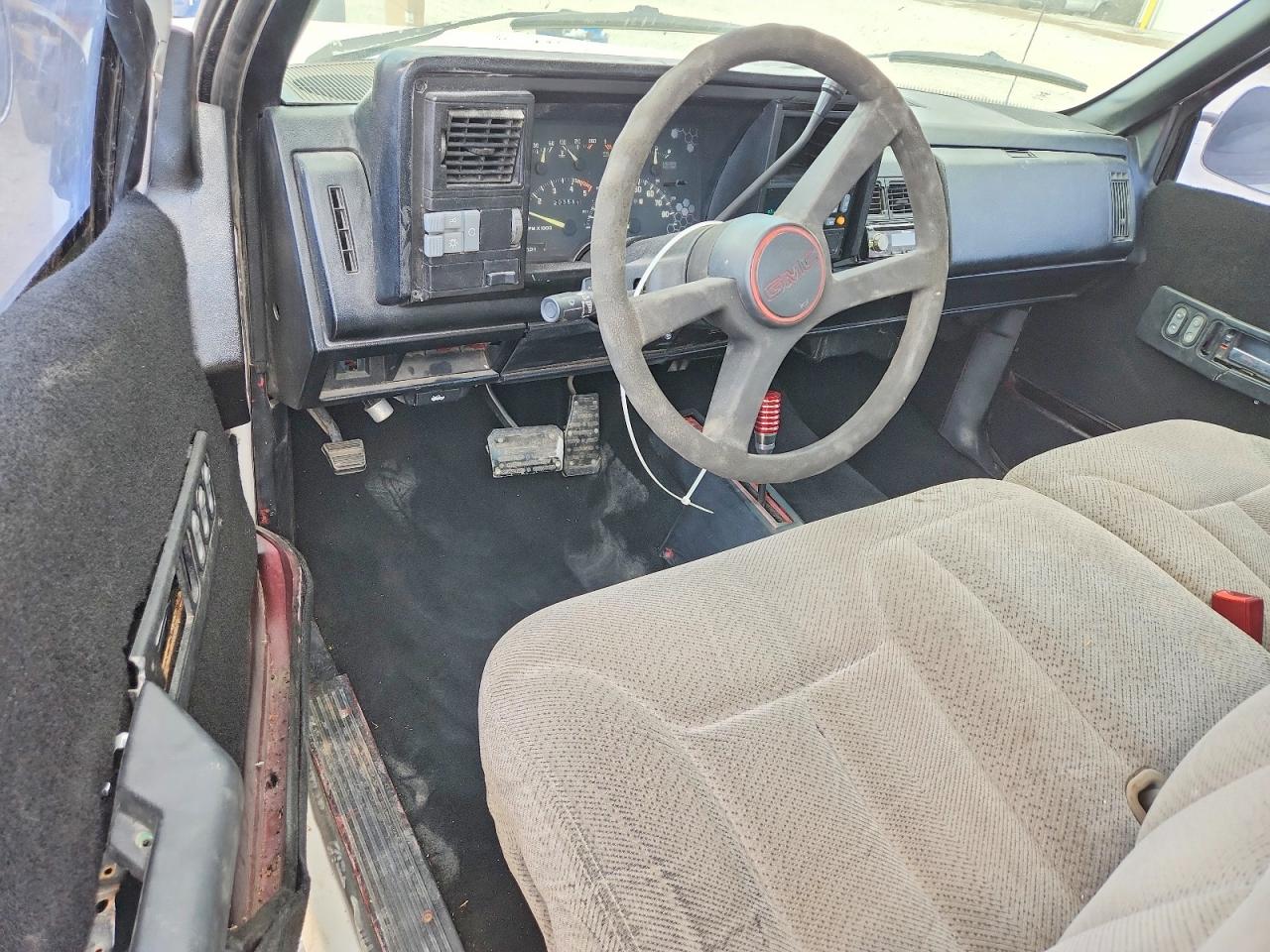 1991 Chevrolet Gmt-400 K1500 White vin: 1GCDK14K9MZ178259
