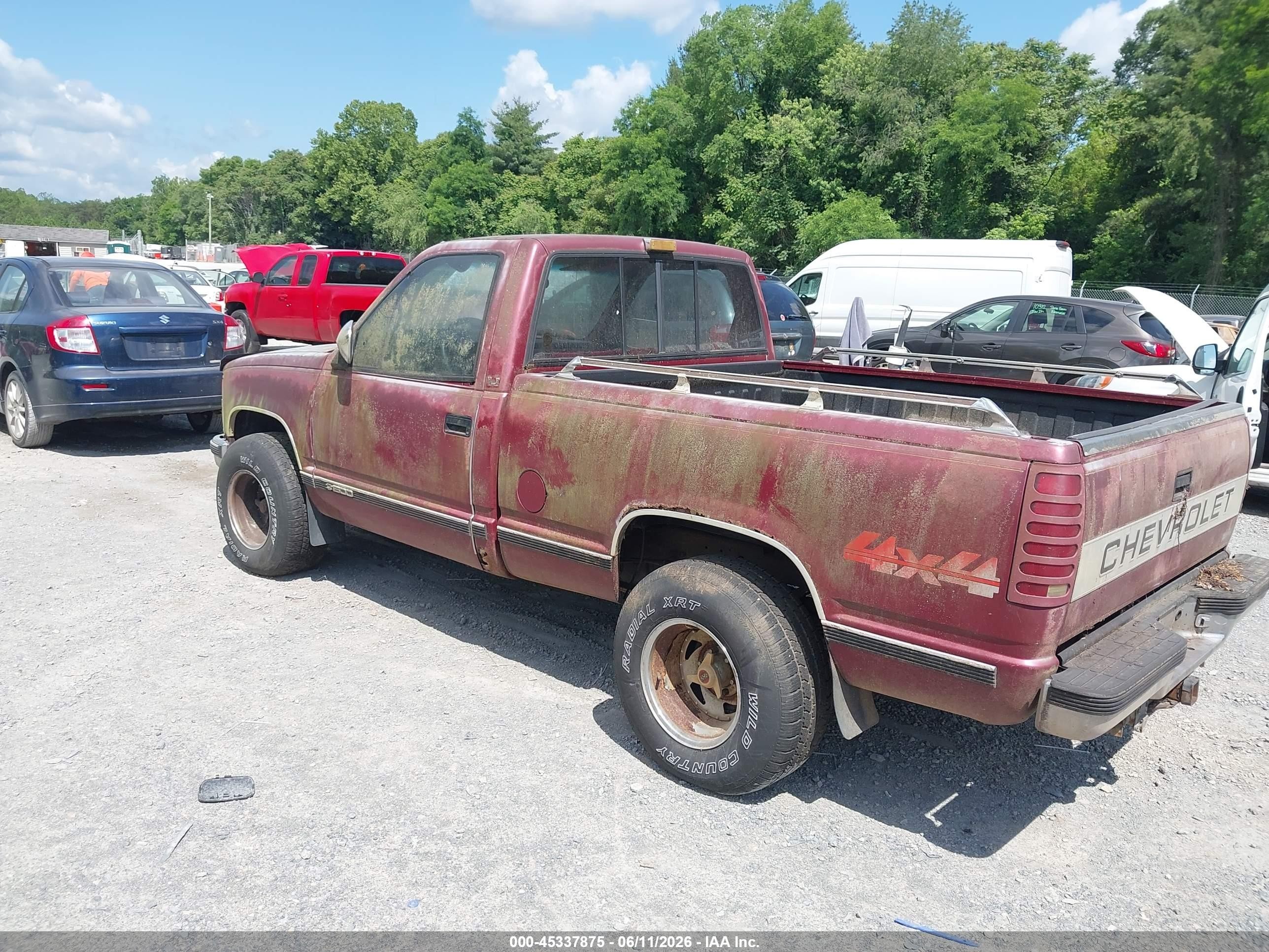 1988 Chevrolet Gmt-400 K1500 Maroon vin: 1GCDK14KXJZ233605