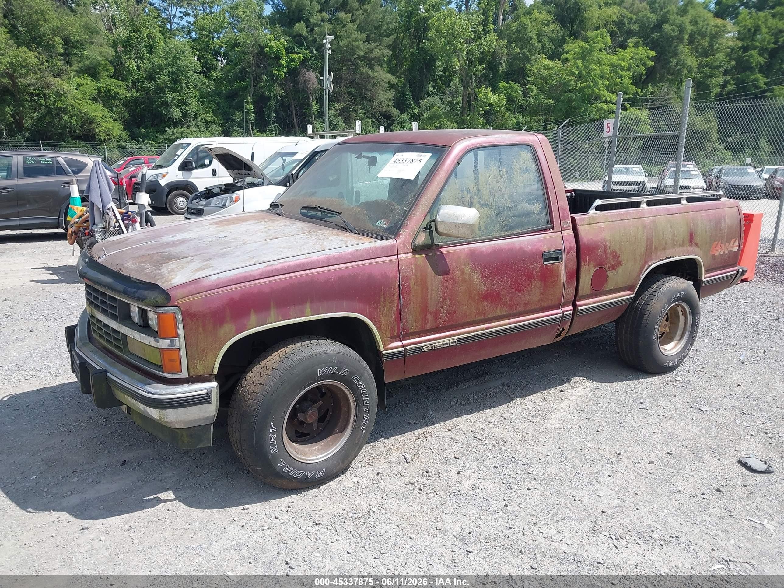 1988 Chevrolet Gmt-400 K1500 Maroon vin: 1GCDK14KXJZ233605