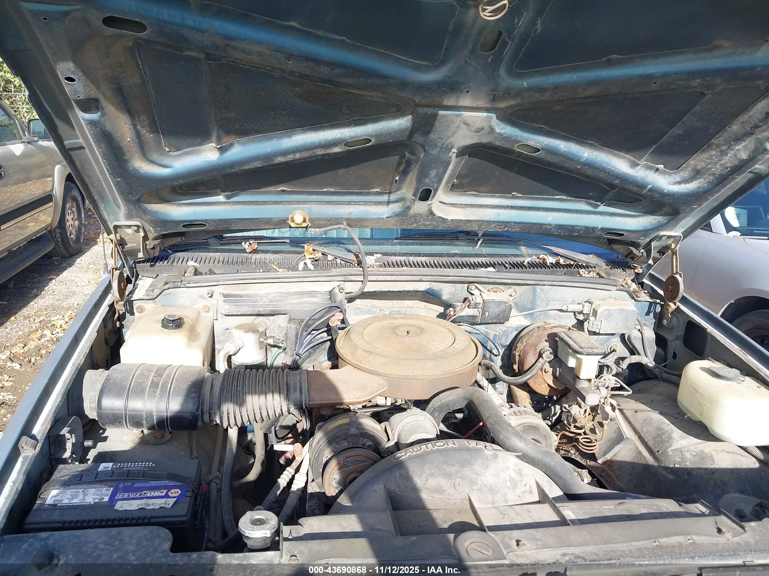 1991 Chevrolet Gmt-400 K1500 Blue vin: 1GCDK14KXME109748
