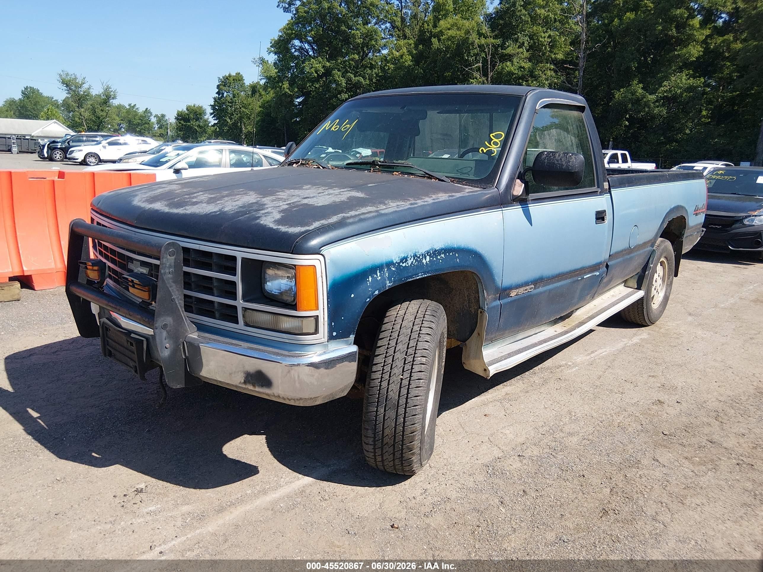 1989 Chevrolet Gmt-400 K1500 Blue vin: 1GCDK14Z2KE218005