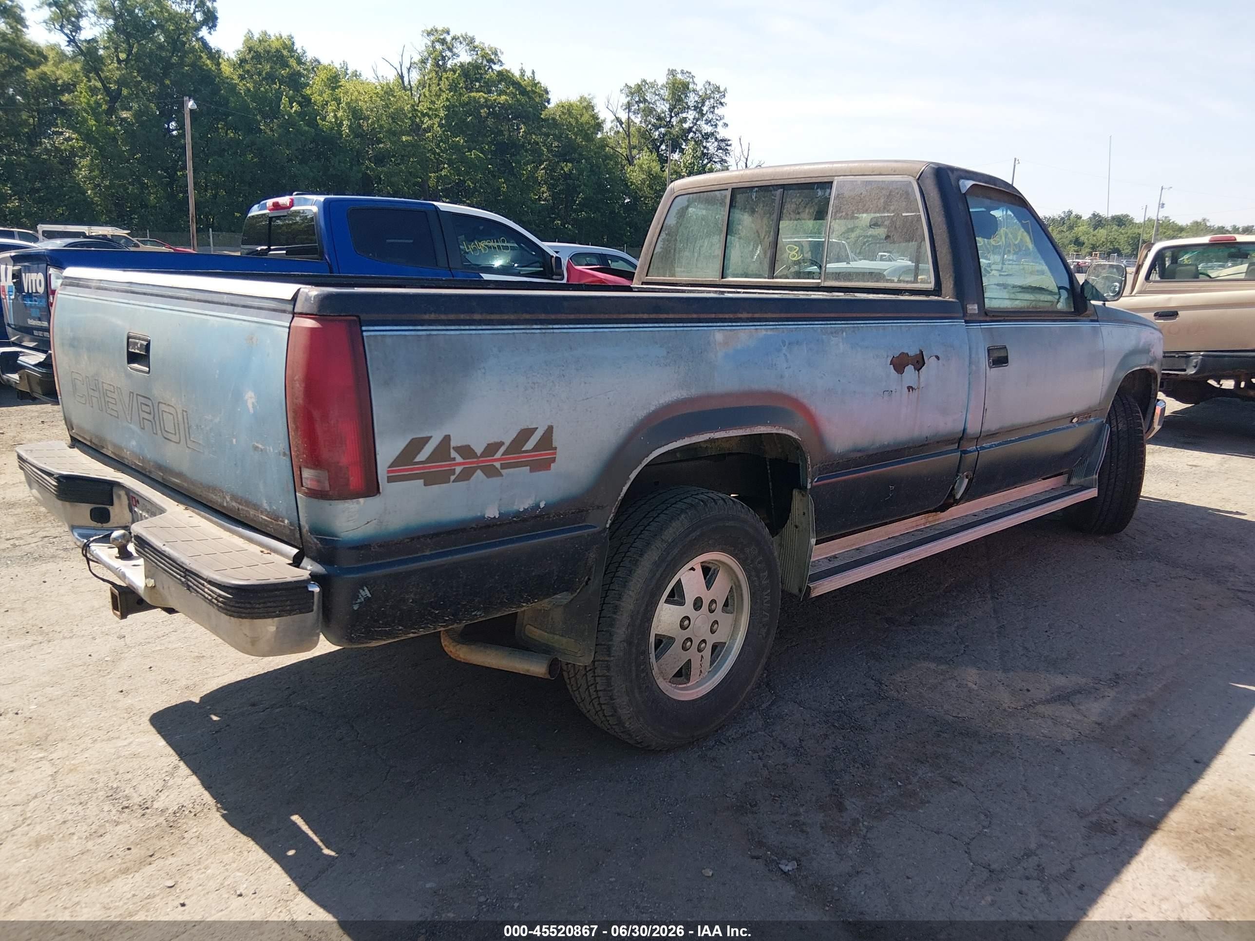 1989 Chevrolet Gmt-400 K1500 Blue vin: 1GCDK14Z2KE218005