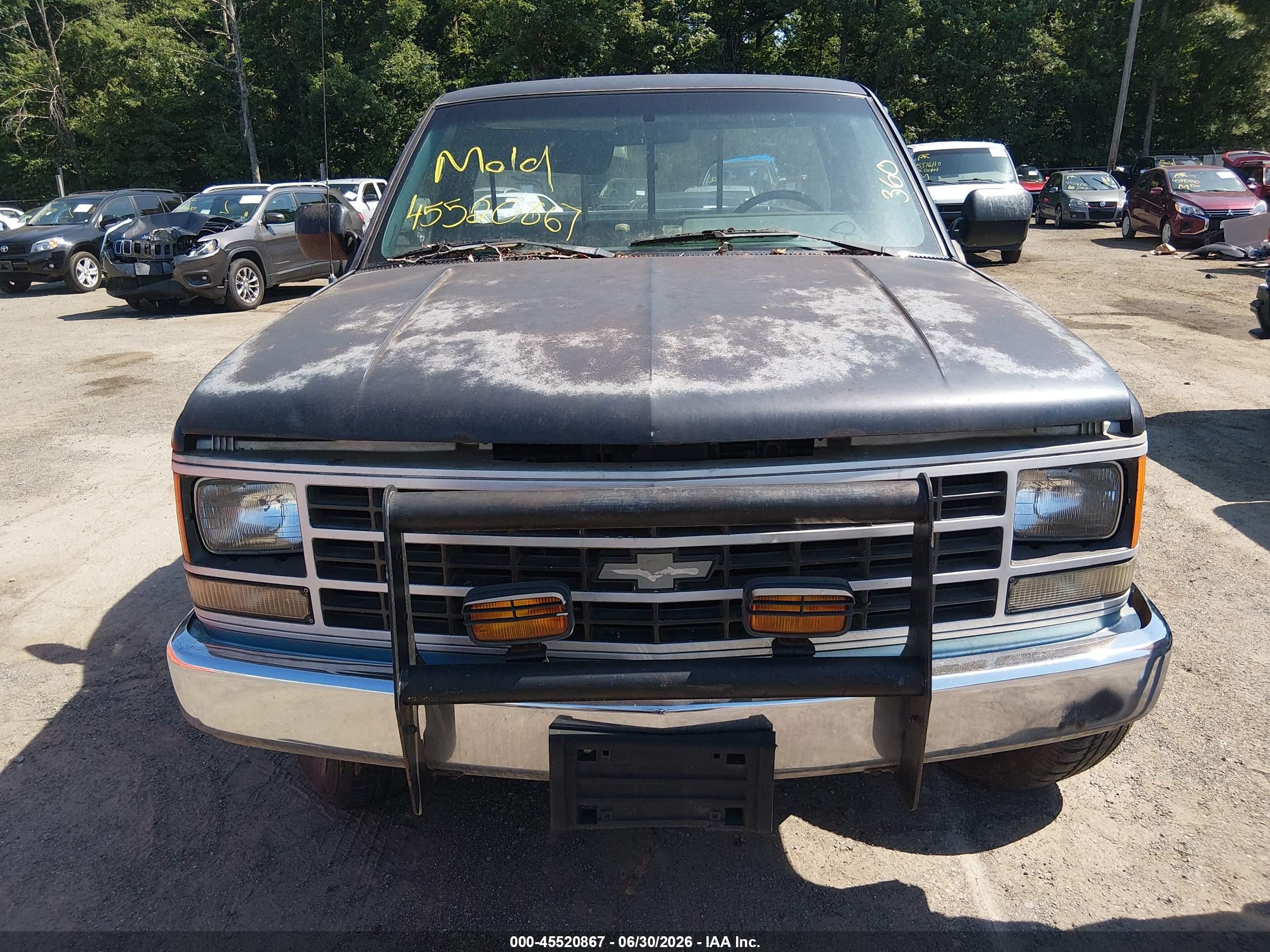 1989 Chevrolet Gmt-400 K1500 Blue vin: 1GCDK14Z2KE218005