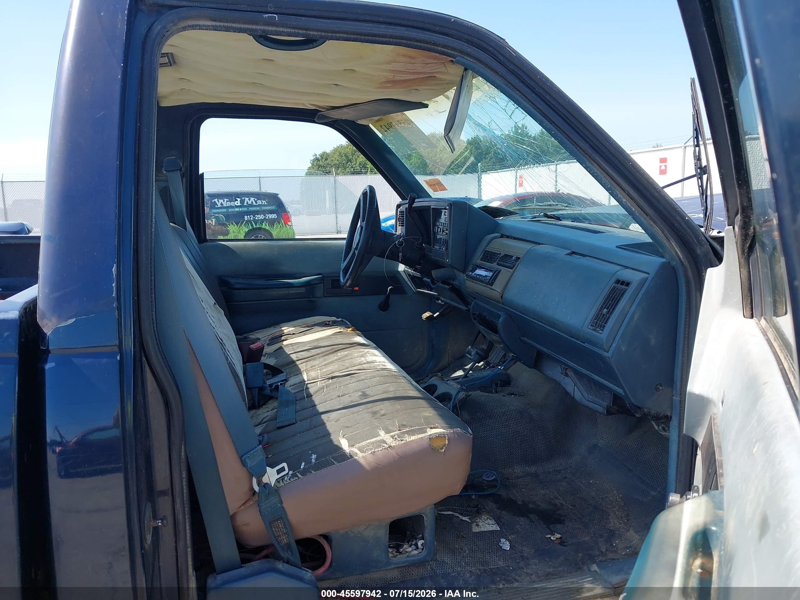 1989 Chevrolet Gmt-400 K1500 Blue vin: 1GCDK14Z9KE143576