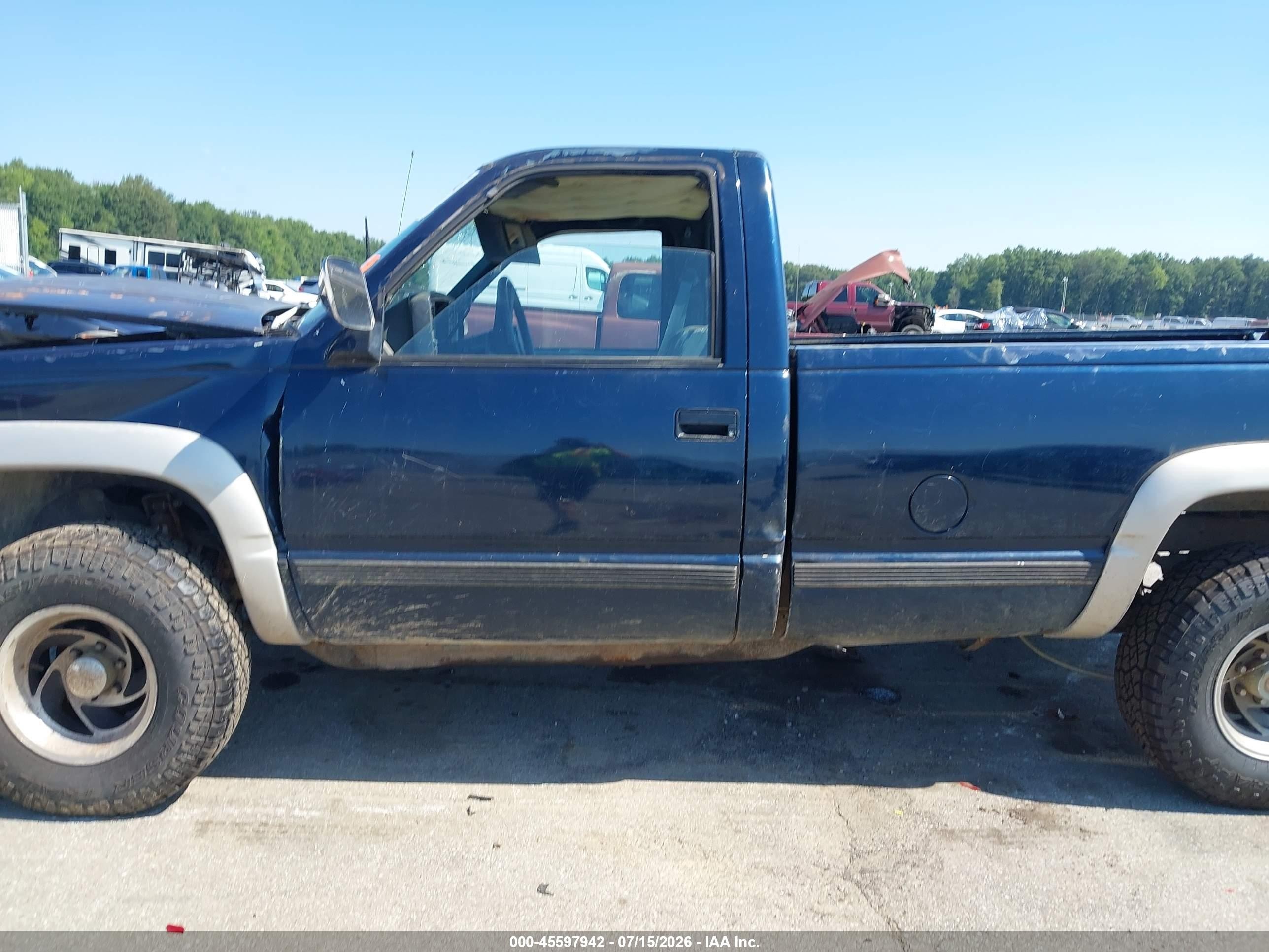 1989 Chevrolet Gmt-400 K1500 Blue vin: 1GCDK14Z9KE143576