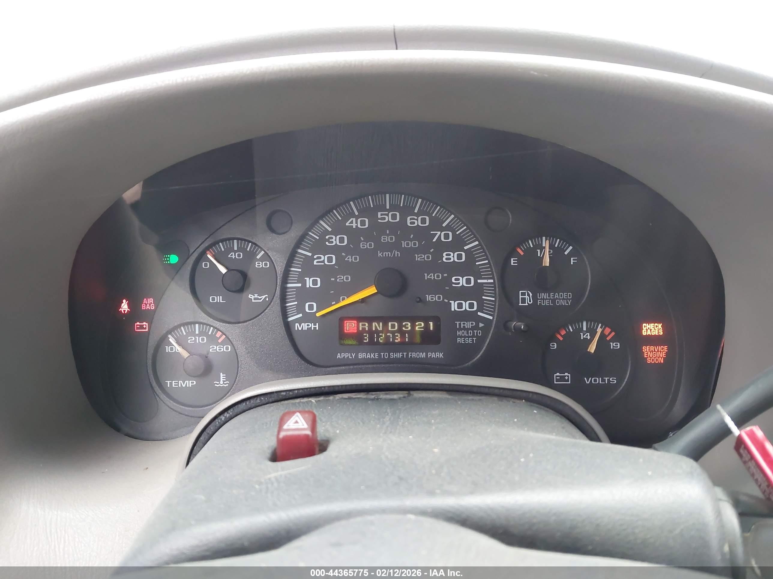 1997 Chevrolet Astro   White vin: 1GCDL19W7VB209799