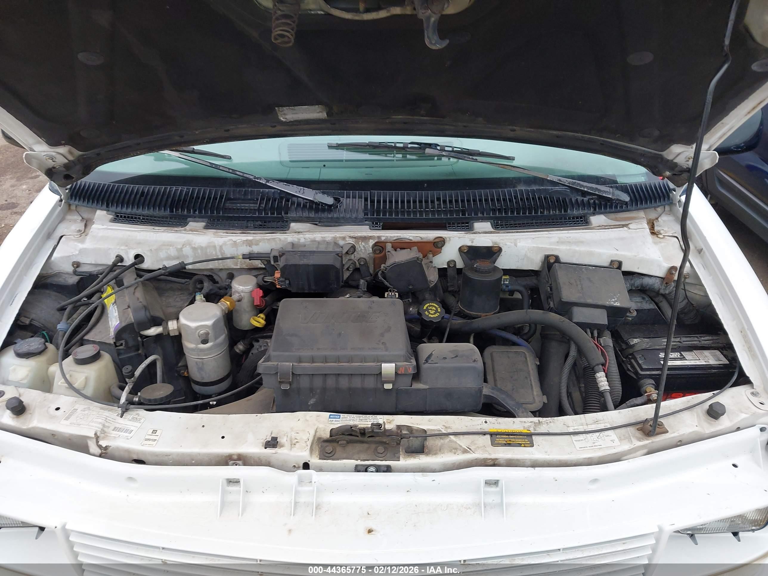 1997 Chevrolet Astro   White vin: 1GCDL19W7VB209799