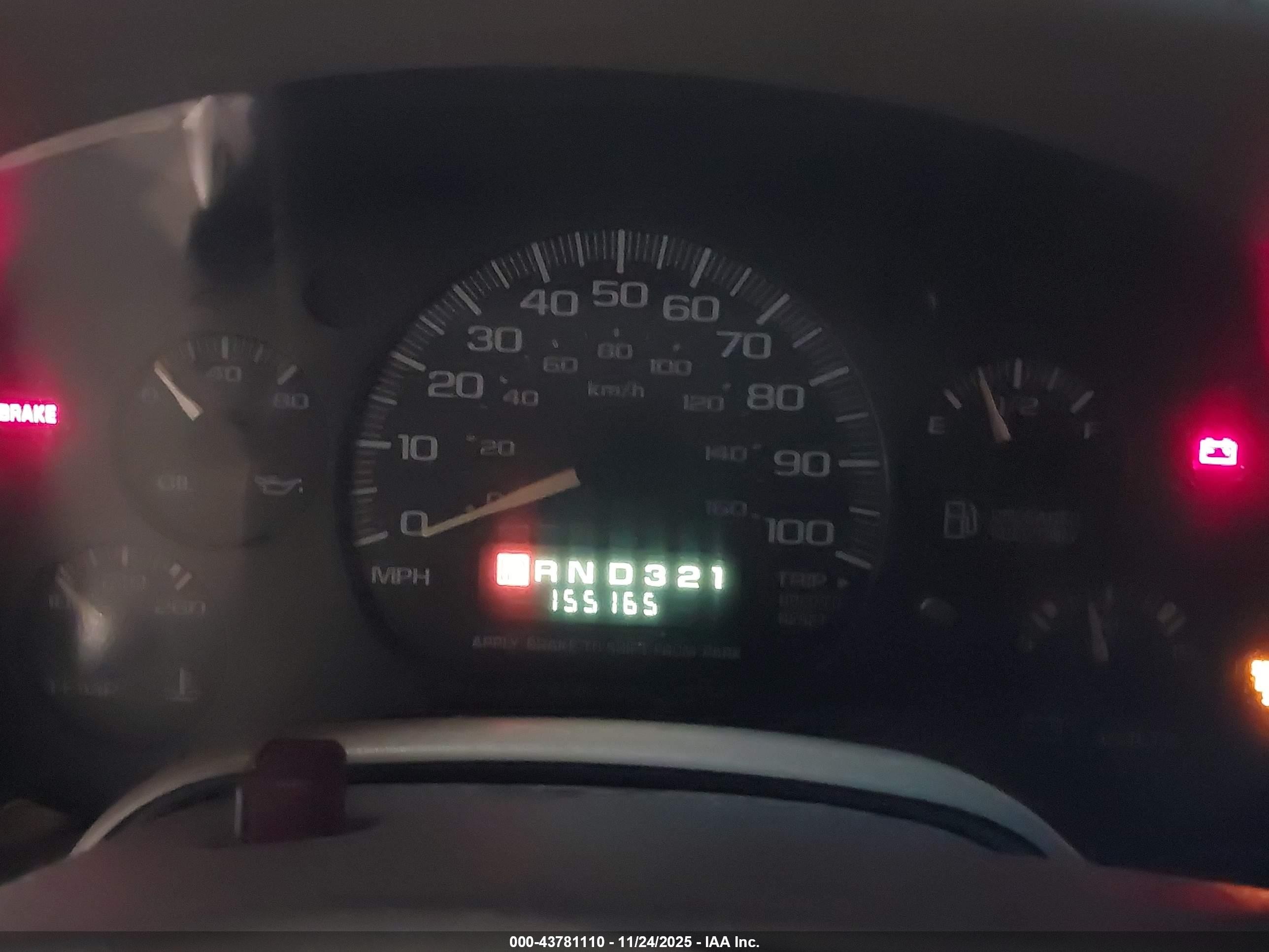 2004 Chevrolet Astro   White vin: 1GCDL19X84B113798