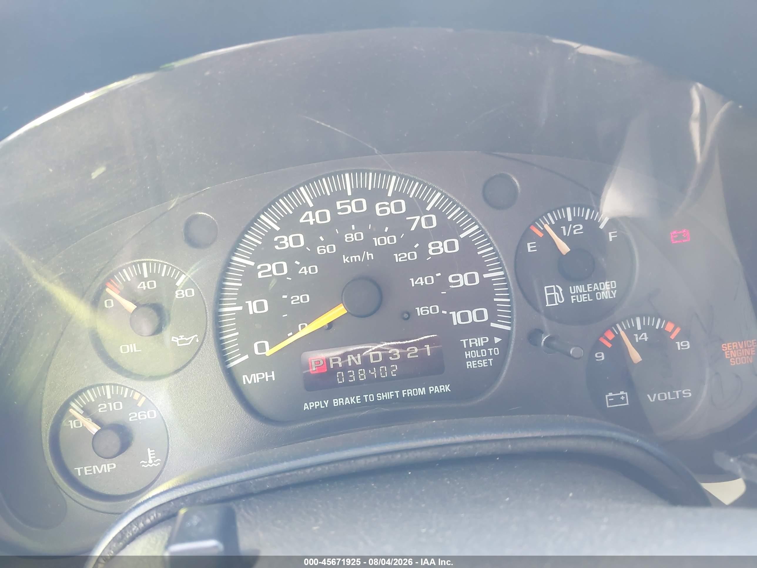 2001 Chevrolet Astro   Белый vin: 1GCDM19W01B107039