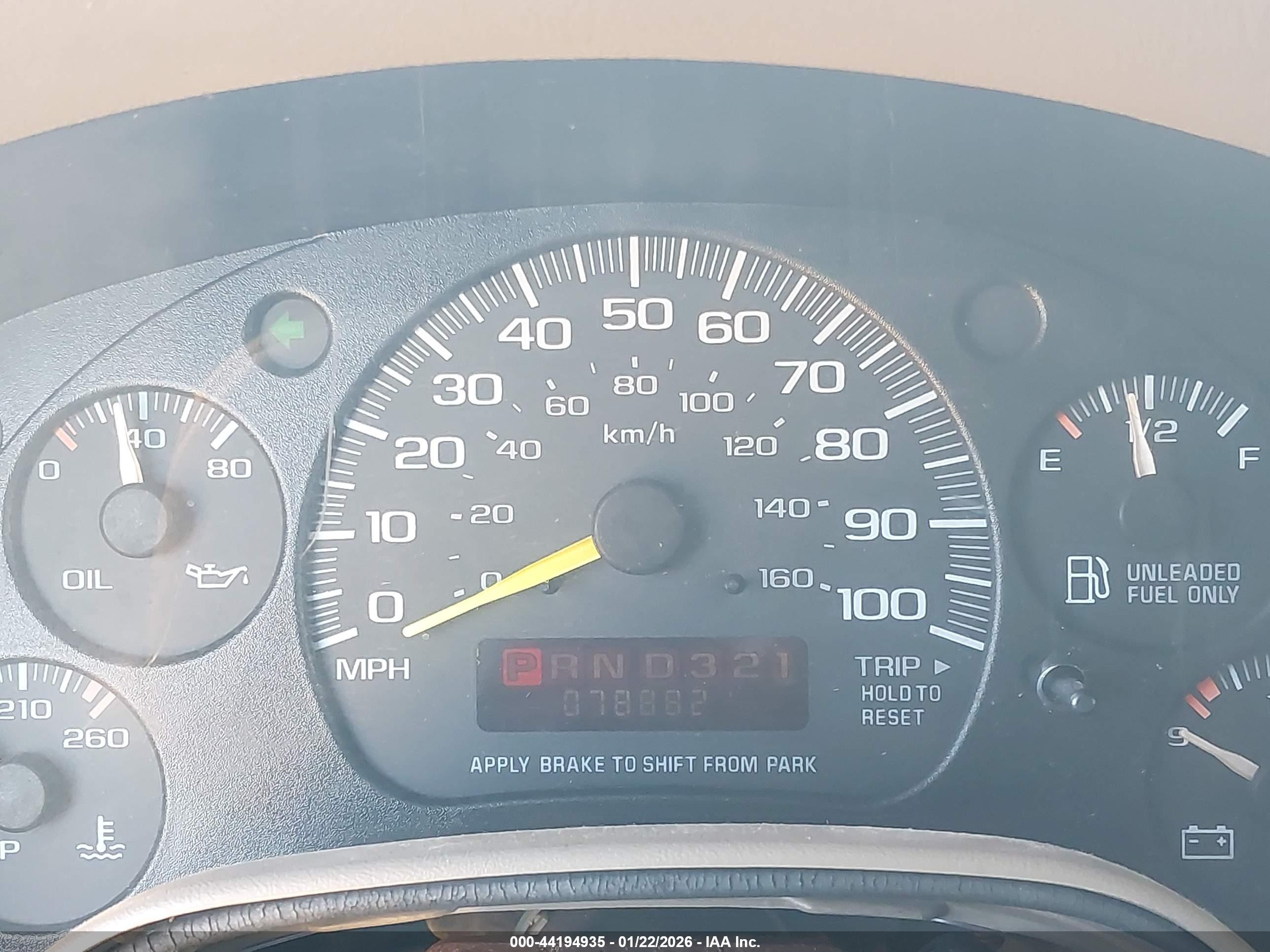 1999 Chevrolet Astro   White vin: 1GCDM19W3XB125947