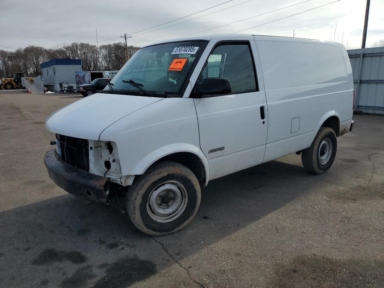 2000 Chevrolet Astro White vin: 1GCDM19W4YB151023
