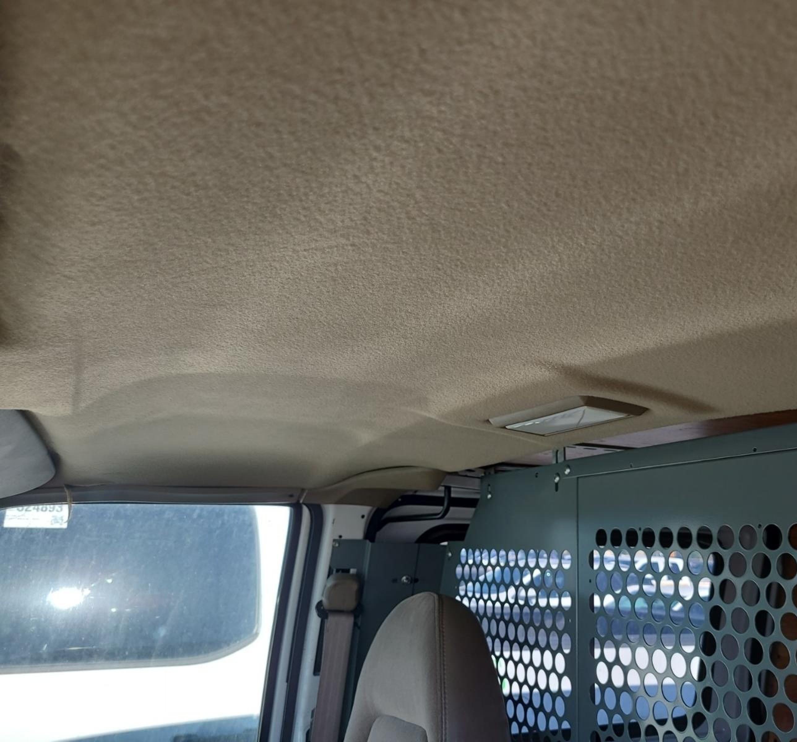 2000 Chevrolet Astro   vin: 1GCDM19W4YB196124