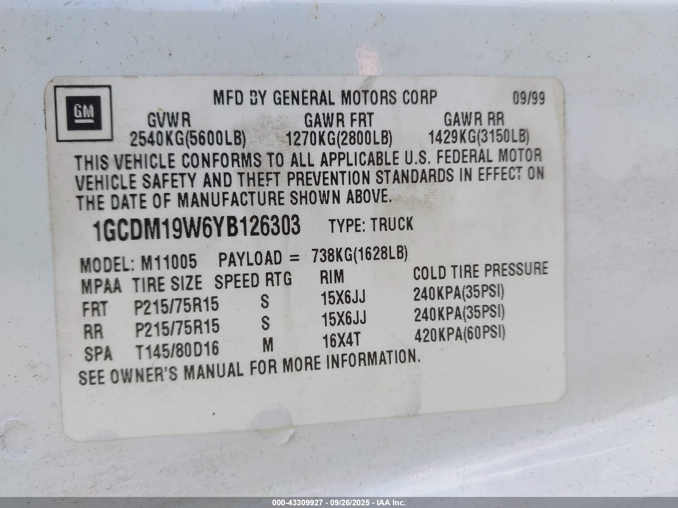 2000 Chevrolet Astro   Белый vin: 1GCDM19W6YB126303
