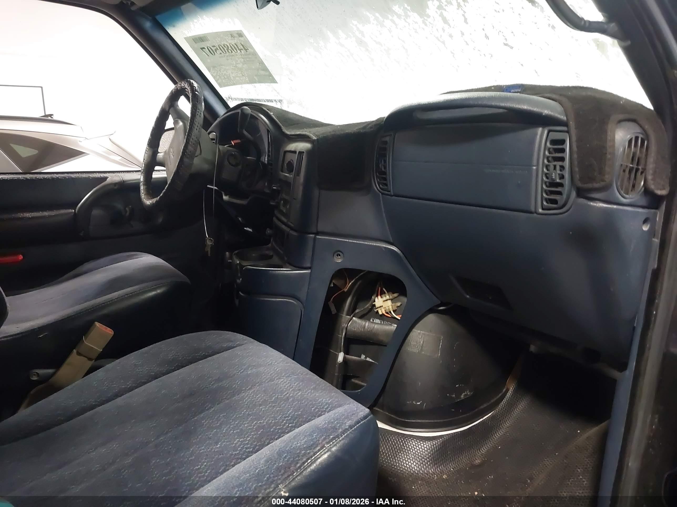 1997 Chevrolet Astro   Gray vin: 1GCDM19W7VB126886