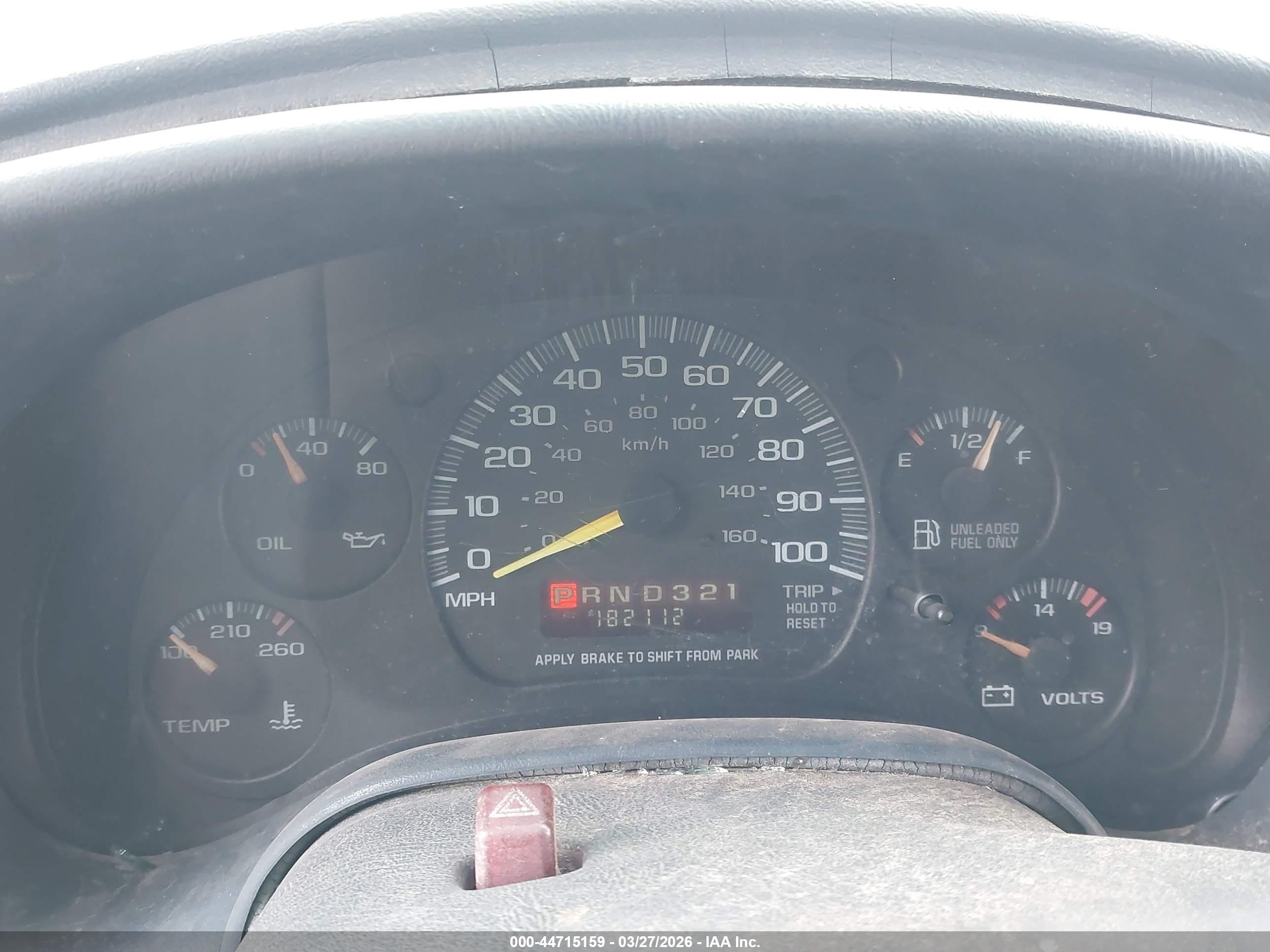 1999 Chevrolet Astro   White vin: 1GCDM19W8XB185724