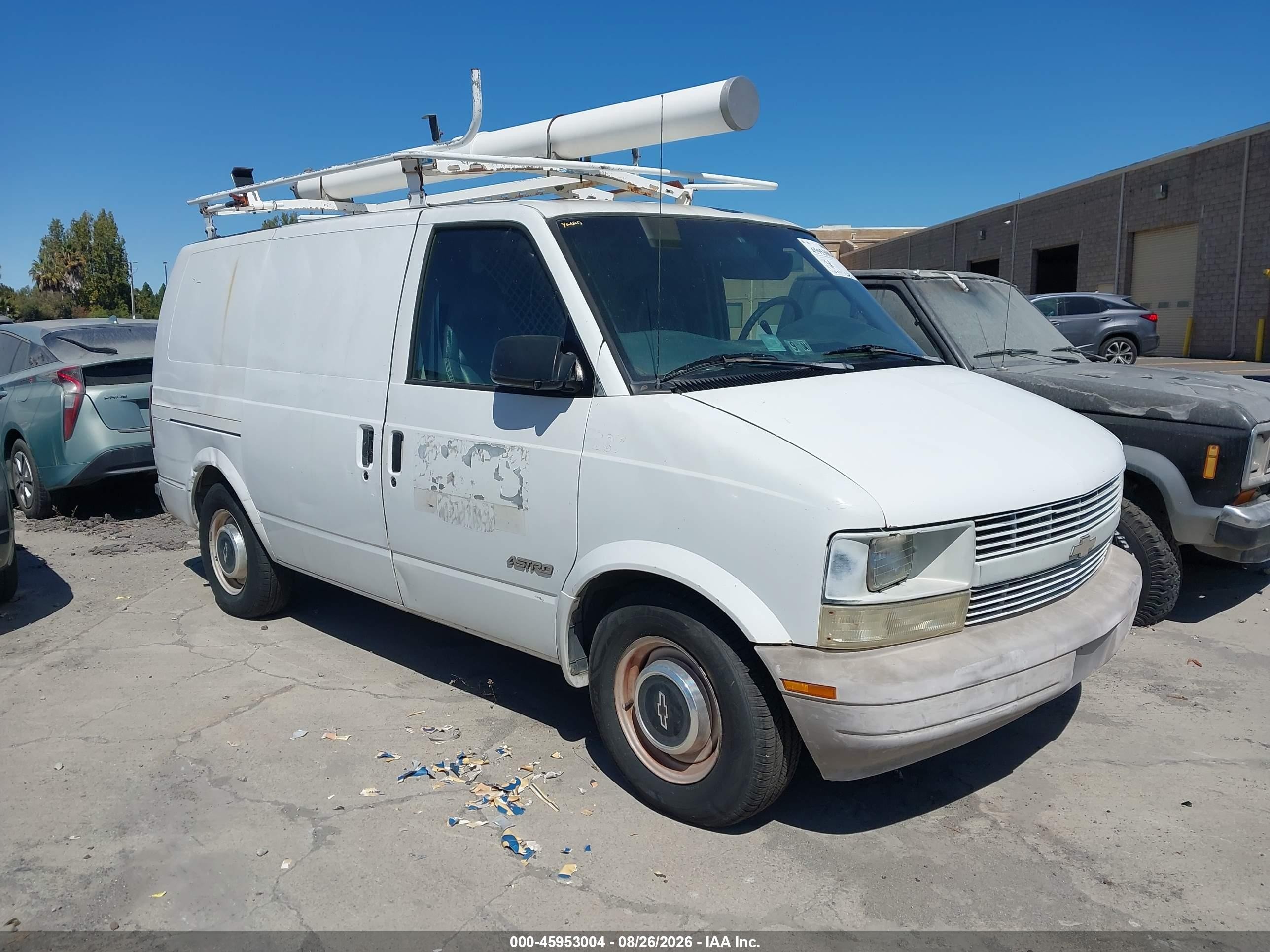 1GCDM19W9XB130201