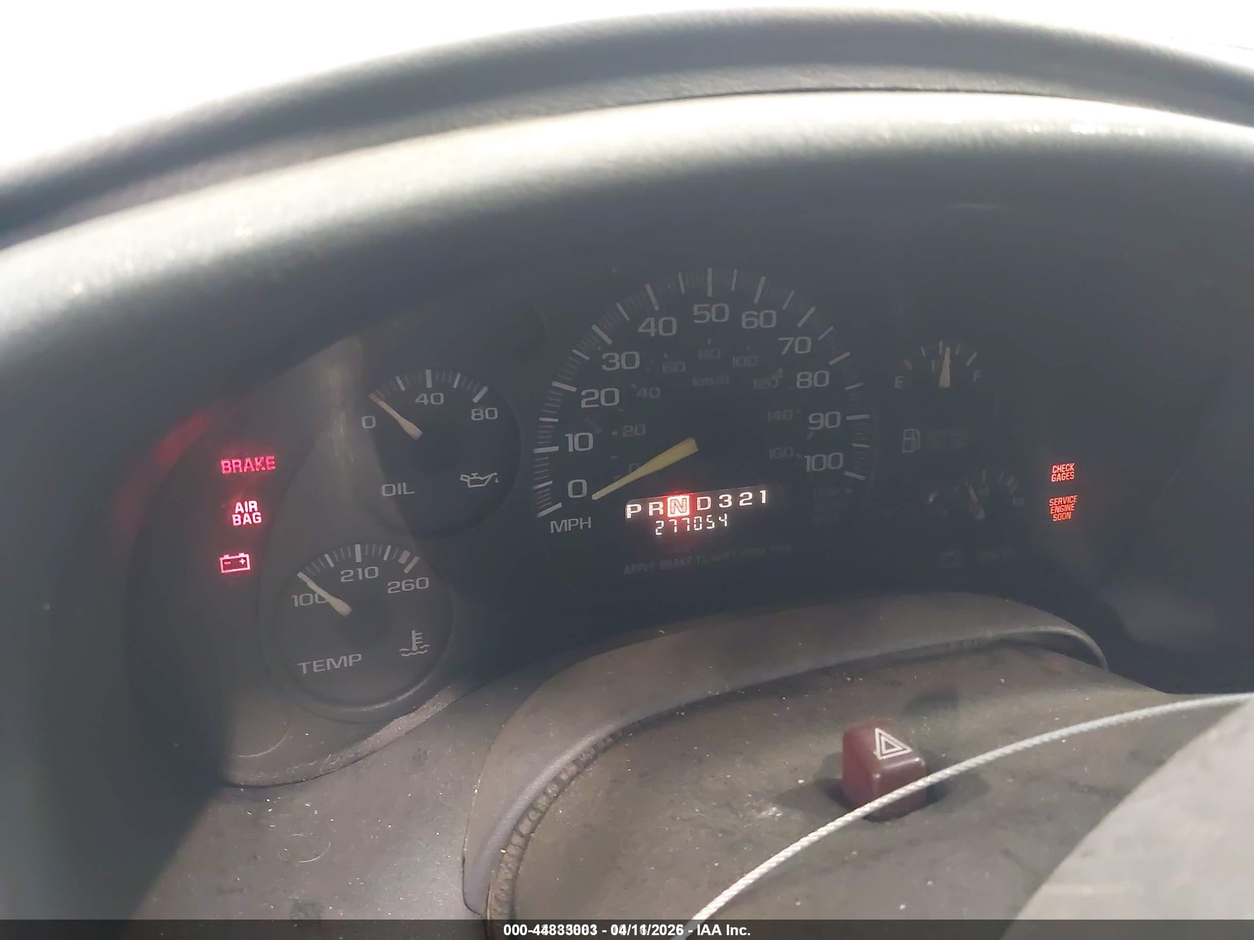 1996 Chevrolet Astro   White vin: 1GCDM19WXTB113787