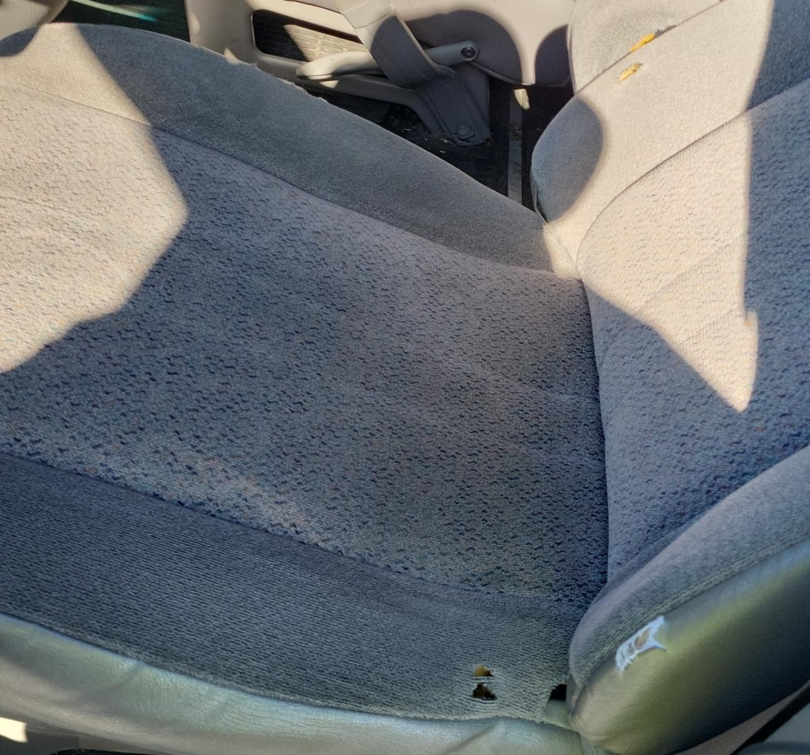 2004 Chevrolet Astro vin: 1GCDM19X34B106870