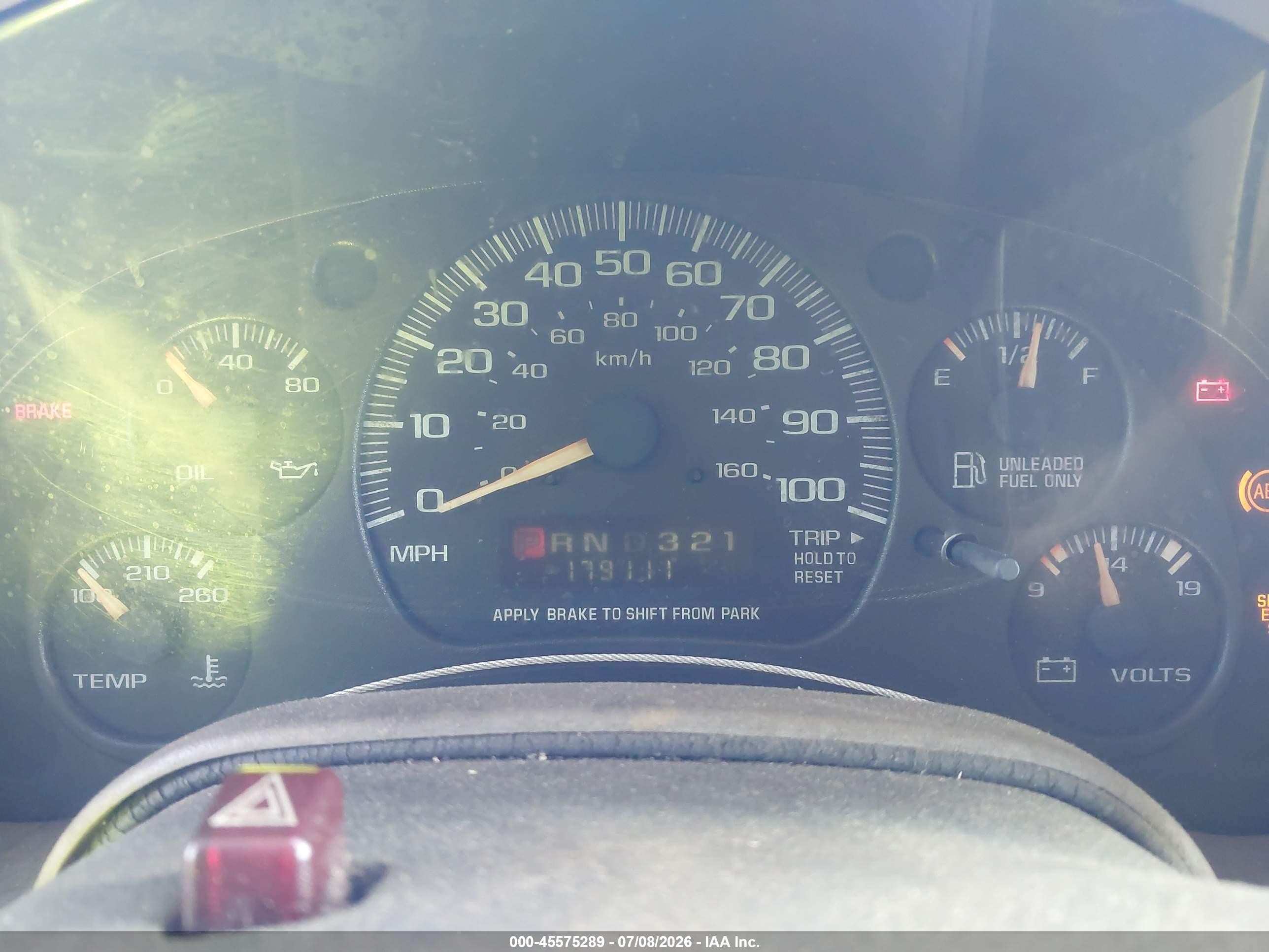 2003 Chevrolet Astro   Gold vin: 1GCDM19X83B131293